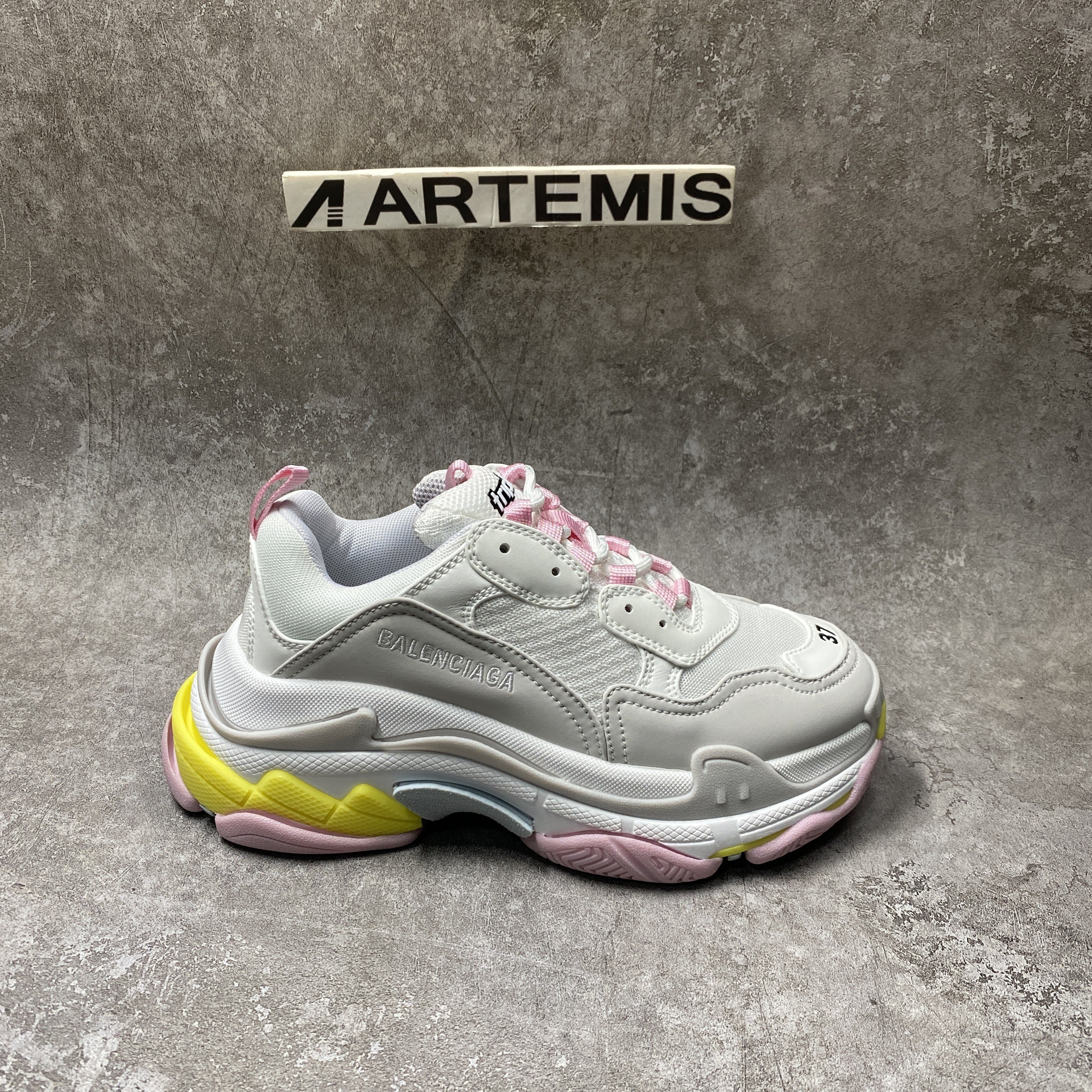 Balenciga Triple S Sneaker White Multi