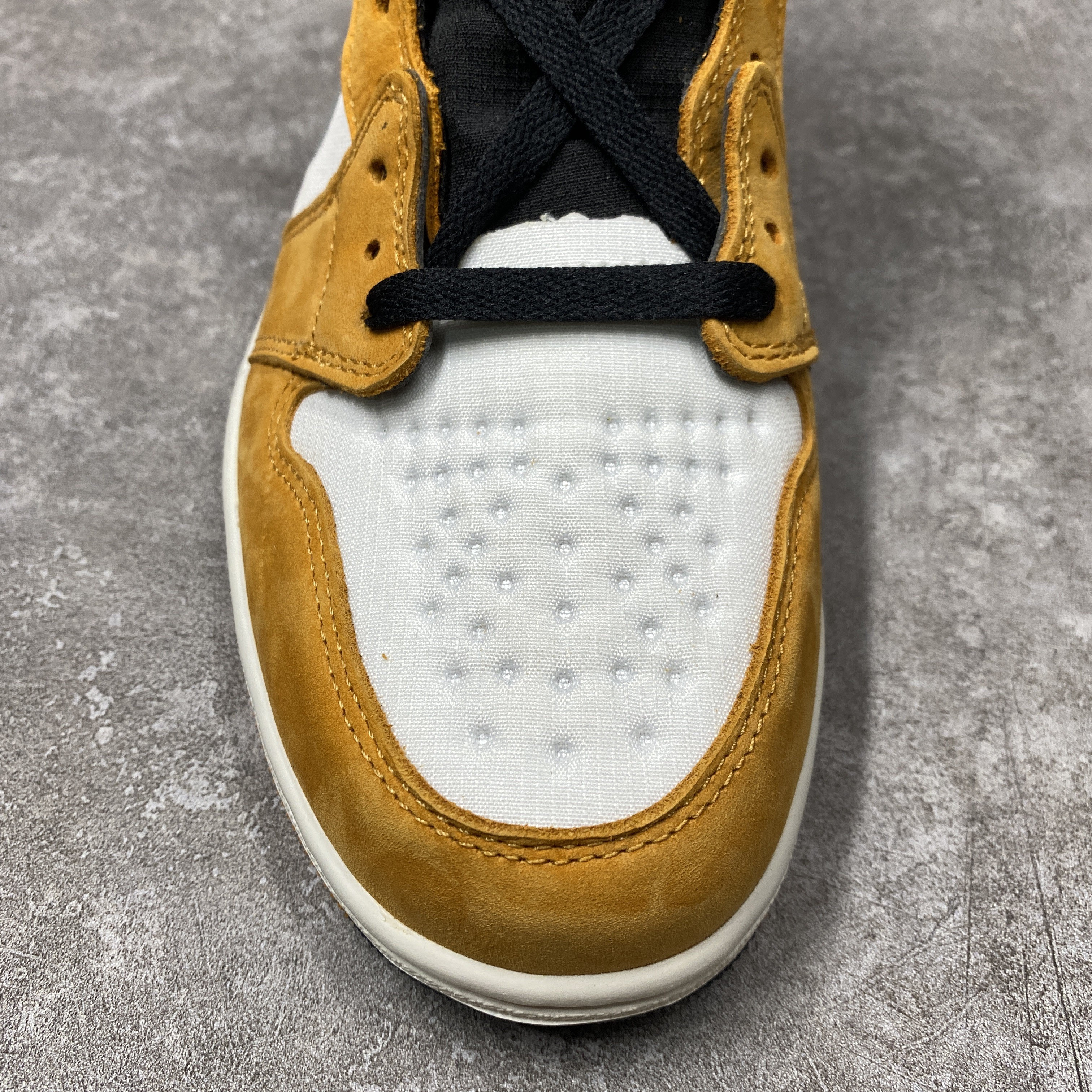 Air Jordan 1 High Element Gore-Tex Light Curry