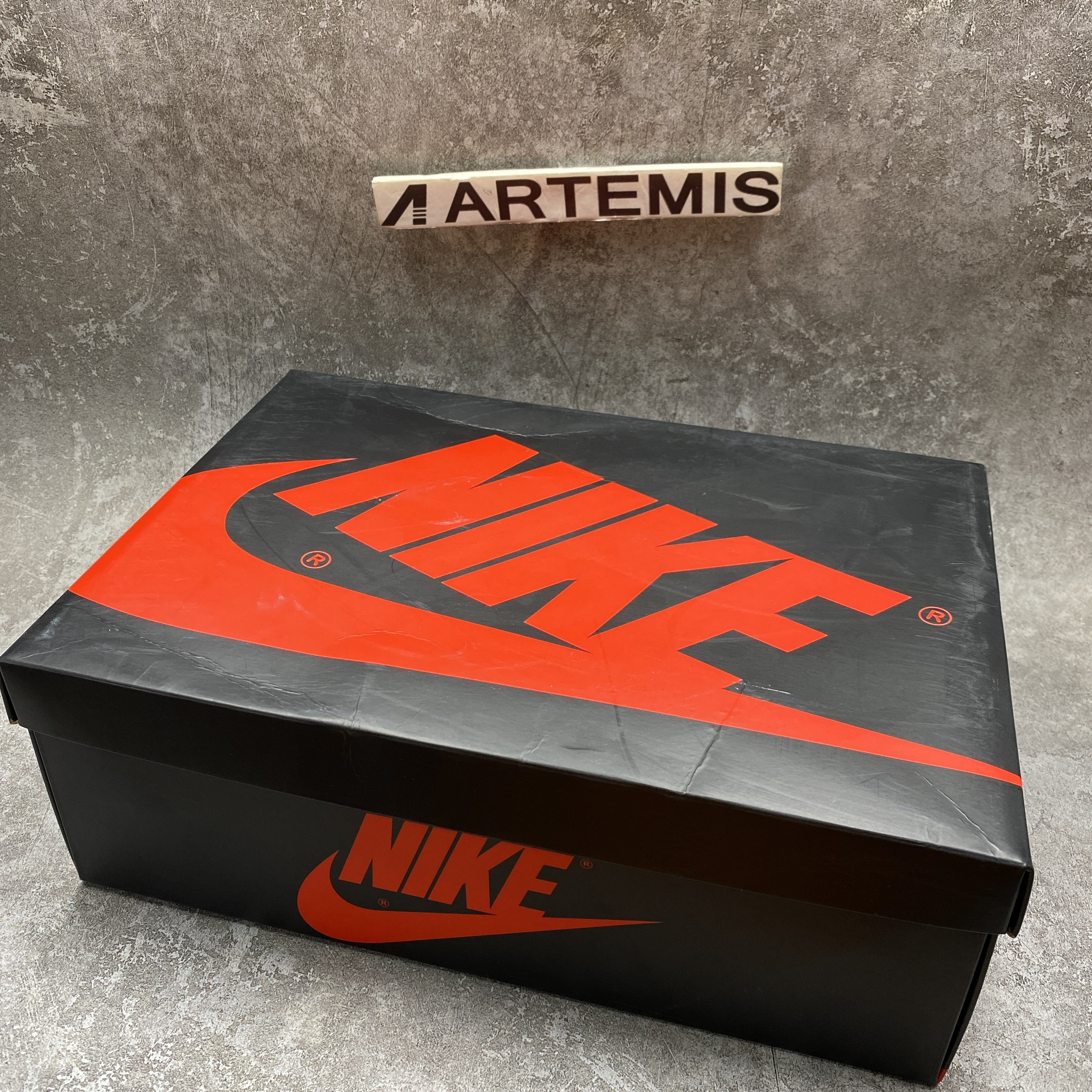 Air Jordan 1 Retro Reverse Shattered Backboard