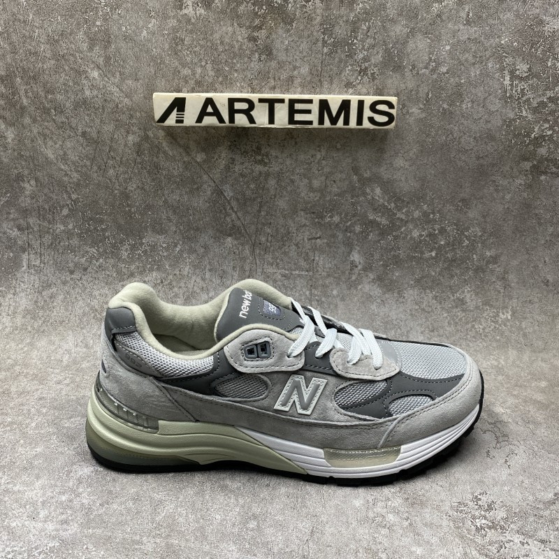 new Ba1an*e 992 grey