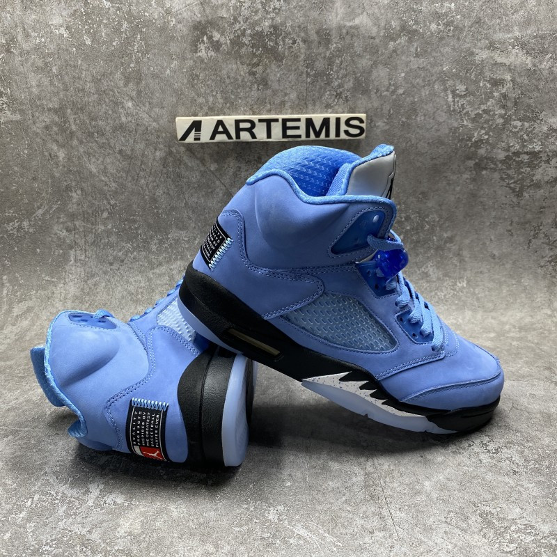 Air Jordan 5 Retro UNC