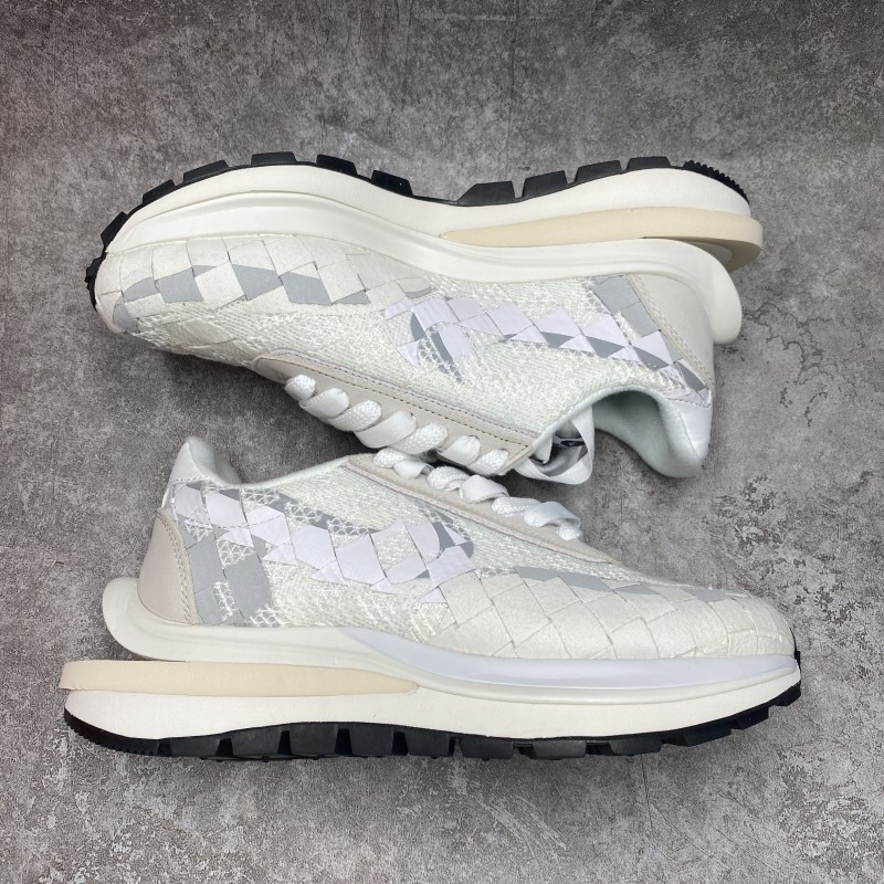 Nike LD Vaporwaffle Mix sacai Low White