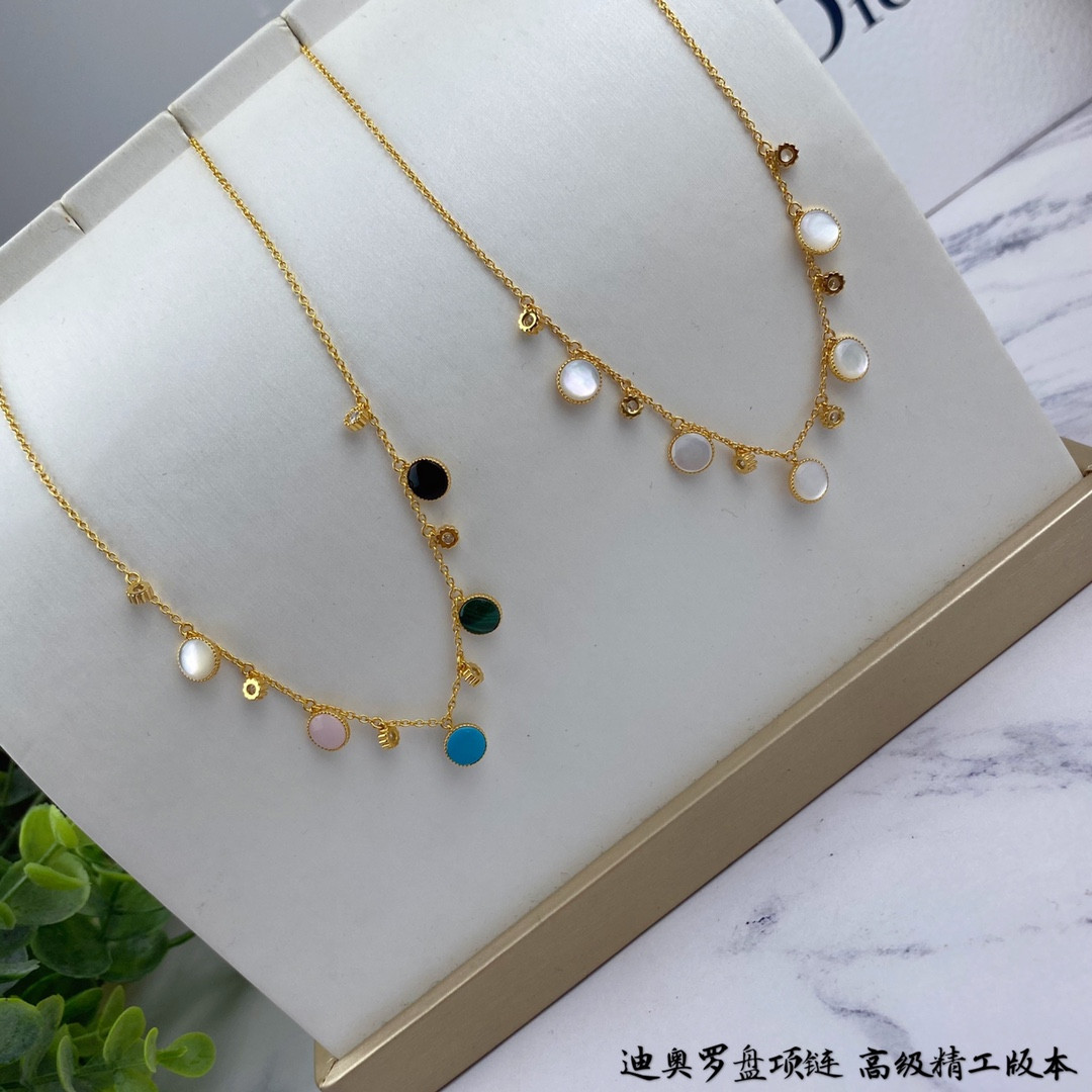 D*or compass necklace