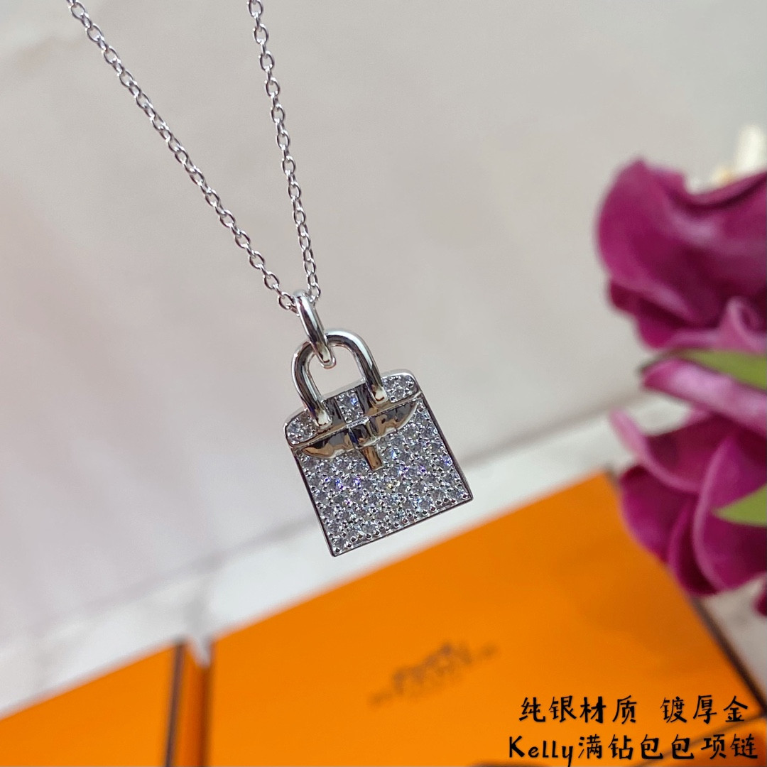 H**mes classic kelly bag necklace