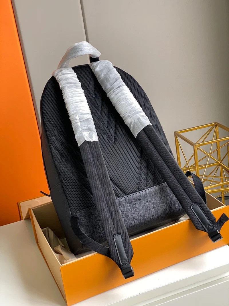 LV AEROGRAM BACKPACK M57079