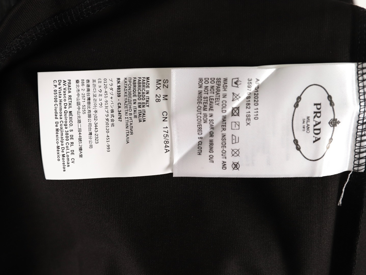 Pra*a 25fw long-sleeved t-shirt