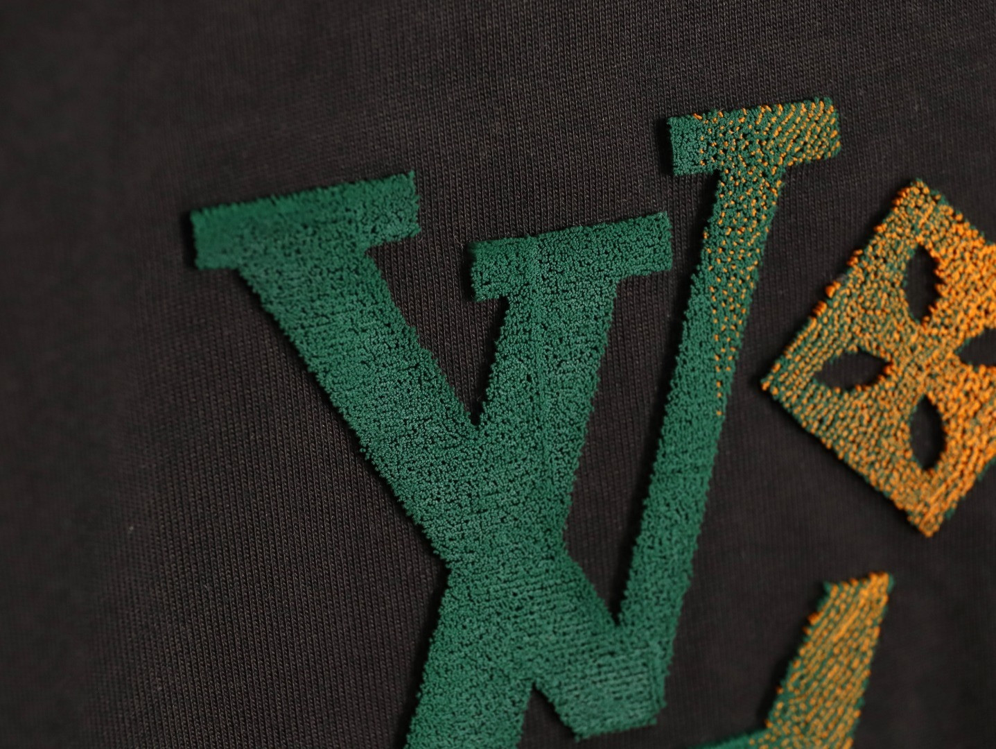 l0*is V*t0n 25fw long-sleeved t-shirt