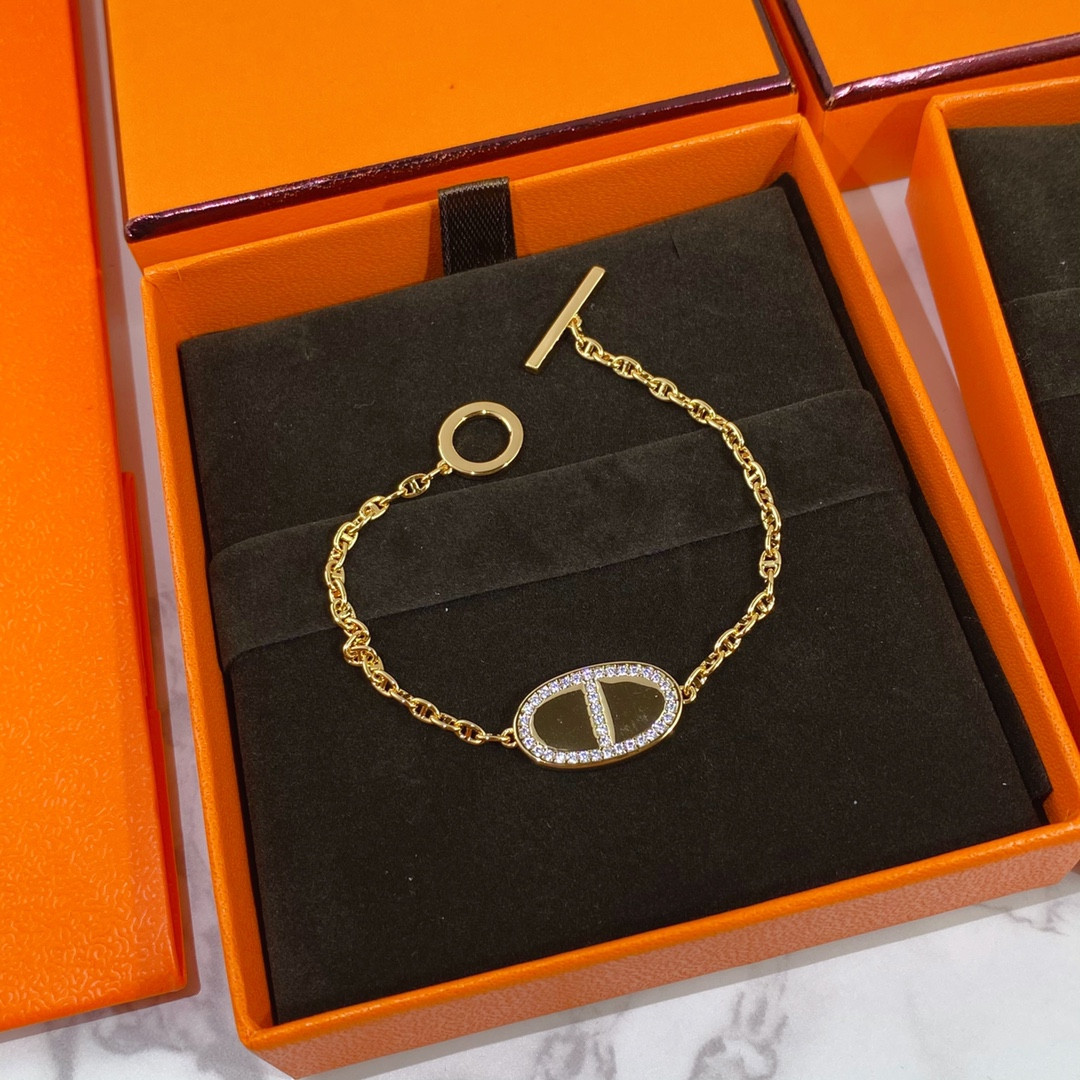 H**mes round h pendant bracelet