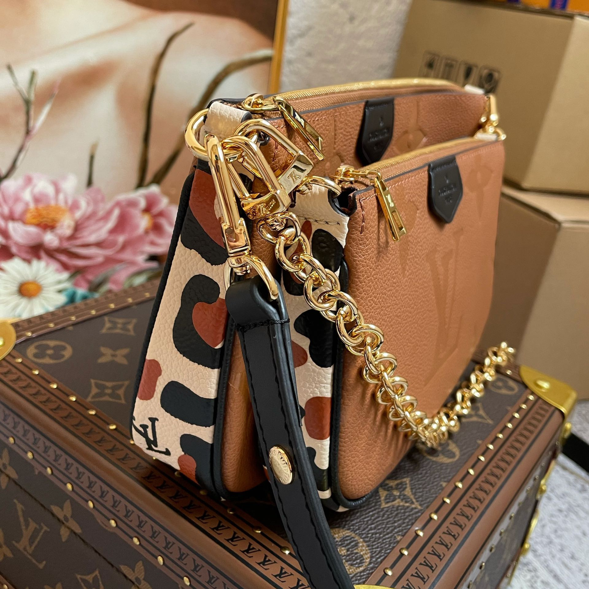 LV MULTI POCHETTE ACCESSOIRES M45839 9.4 x 5.3 x 1.6 inches