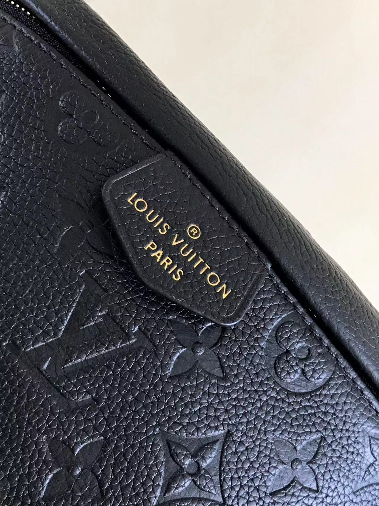 LV Bumbag M44812 23×16×10CM
