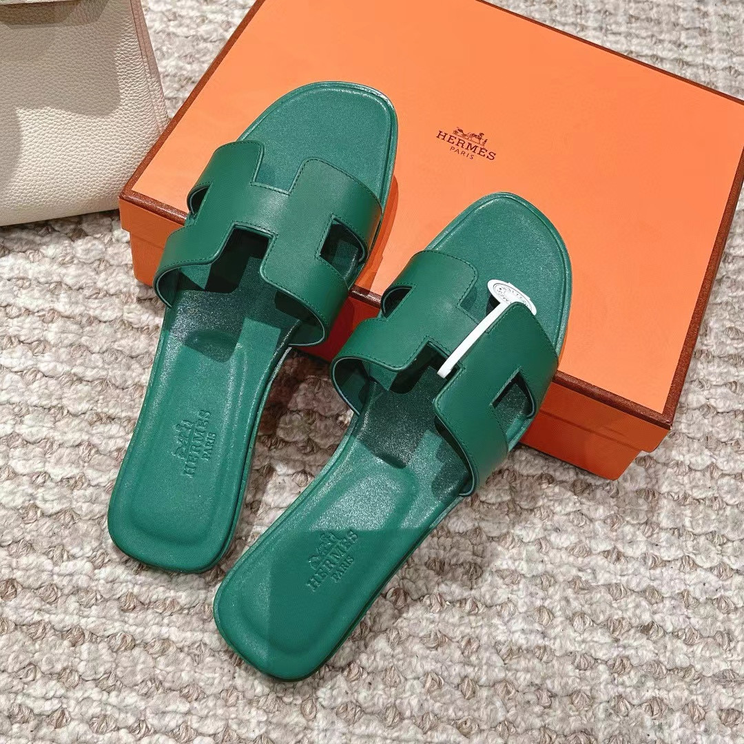 ua H**mes oran sandal