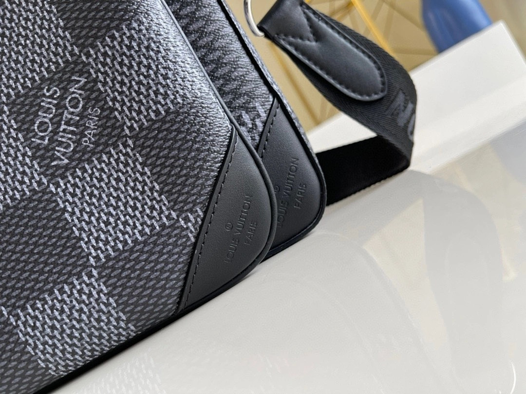LV TRIO MESSENGER N50017