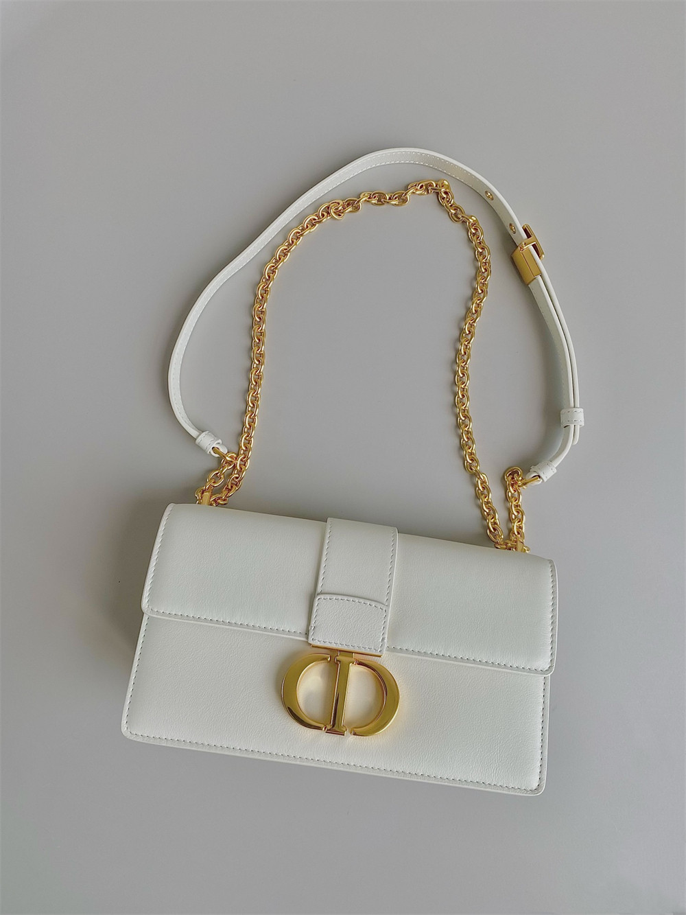 D*or 30 montaigne east-west bag with chain latte calfskin 21 x 12 x 6 cm / 8.5 x 4.5 x 2.5 inches