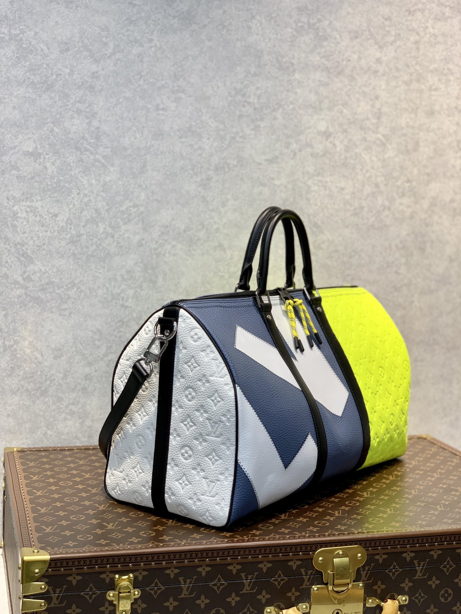 l0*is V*t0n keepall bandoulière 50 m59922