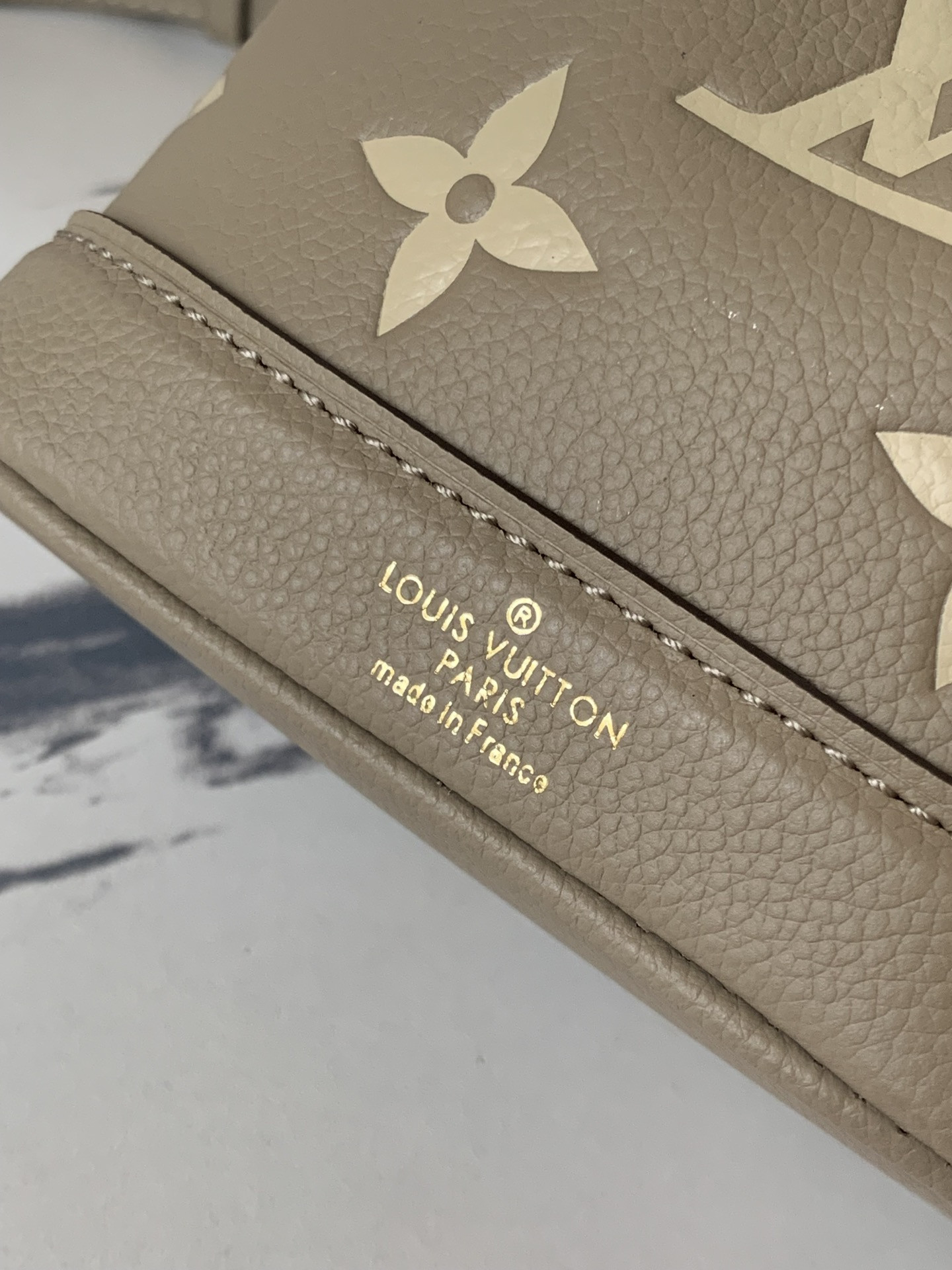 LV M46291 Nano Noé M46291 13 x 16 x 10 CM