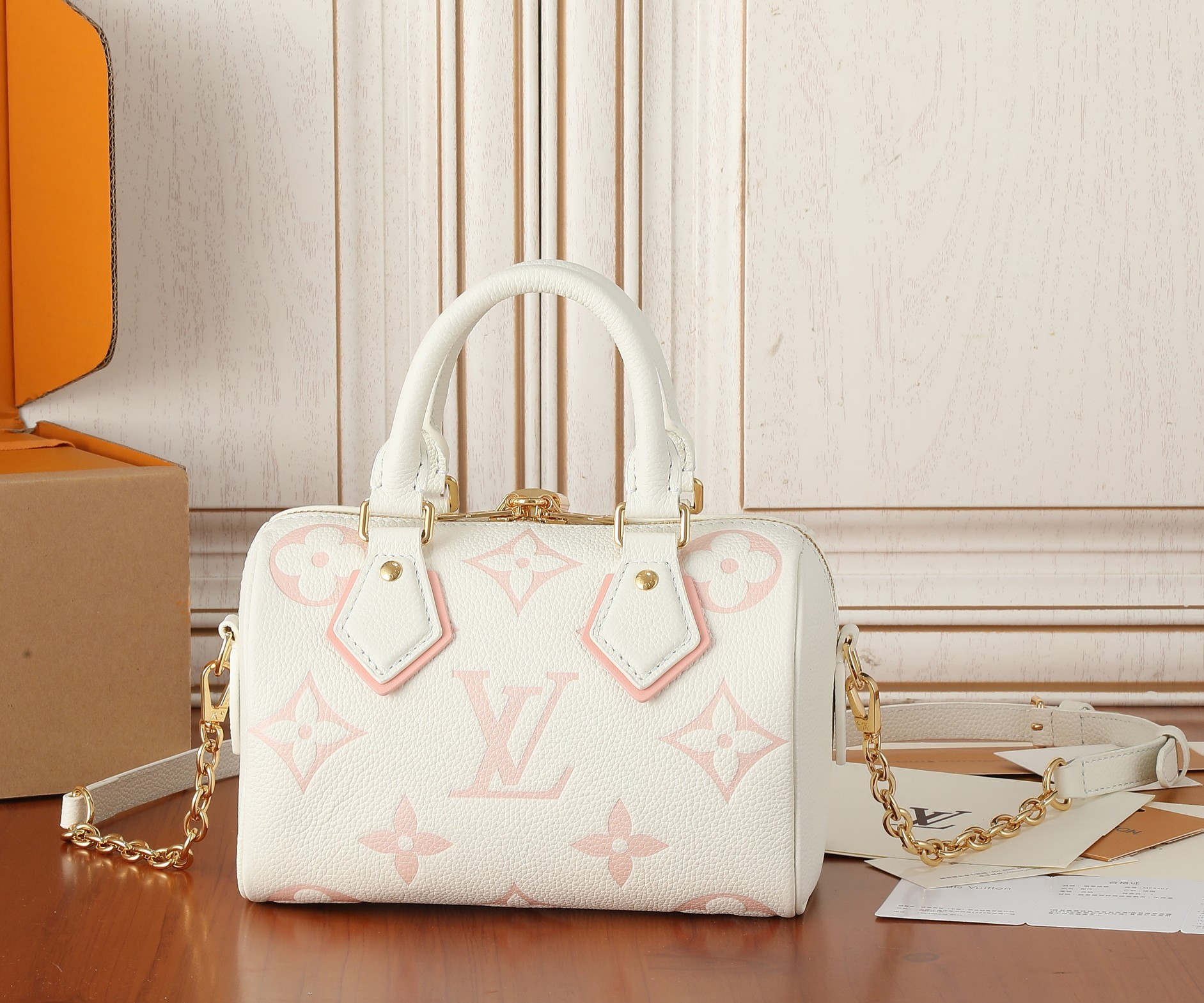 LV Speedy Bandoulière 20 M46875 8.1 x 5.3 x 4.7 inches