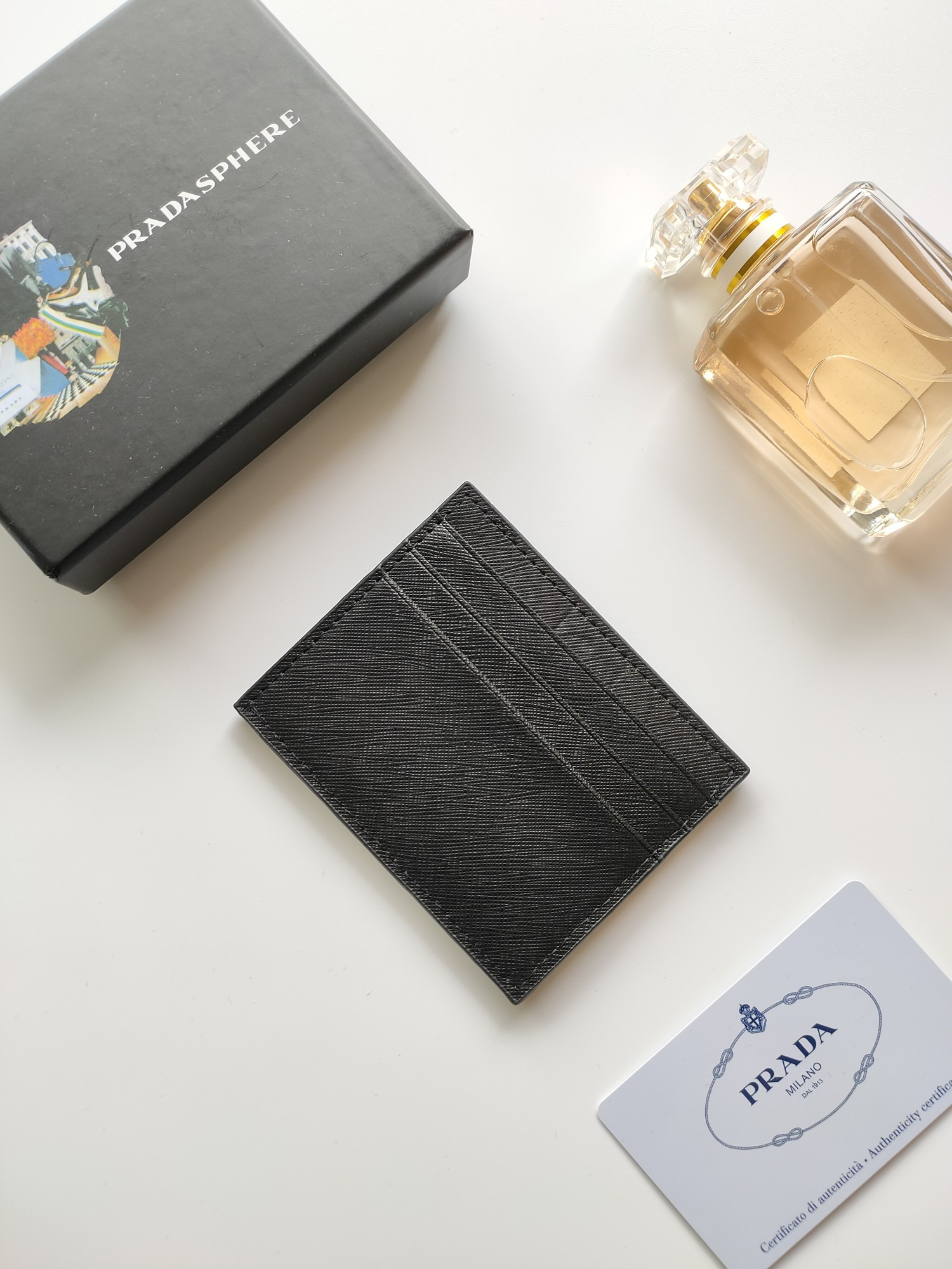 Pra*a card holder 8-10cm