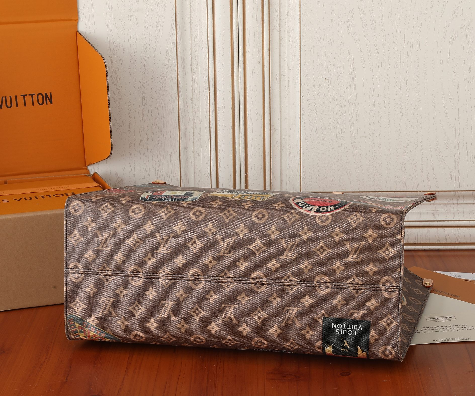 LV OnTheGo Voyage M47147 16.9 x 13 x 7.3 inches