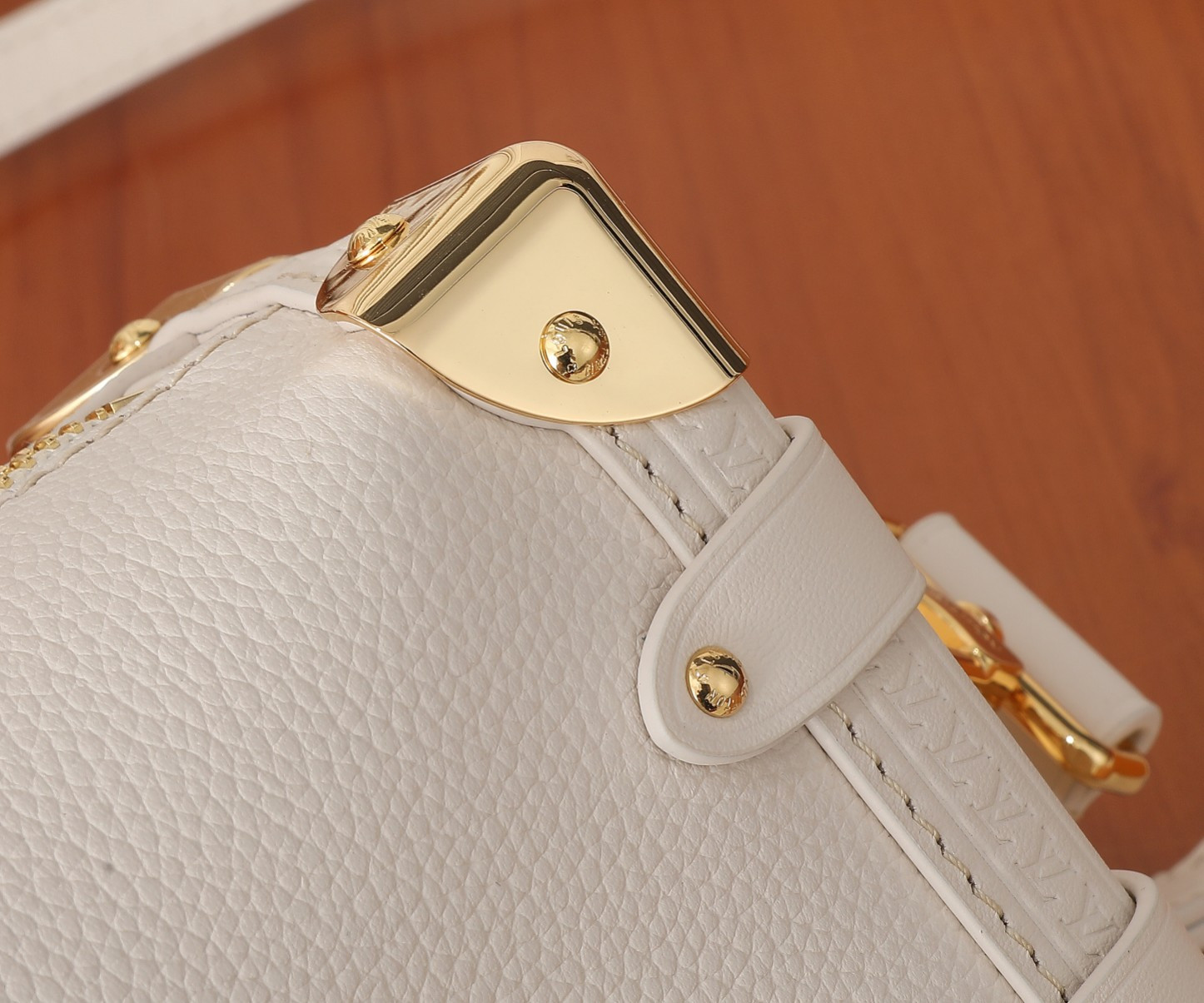 LV Side Trunk PM M23915 7.1 x 4.9 x 3.1 inches