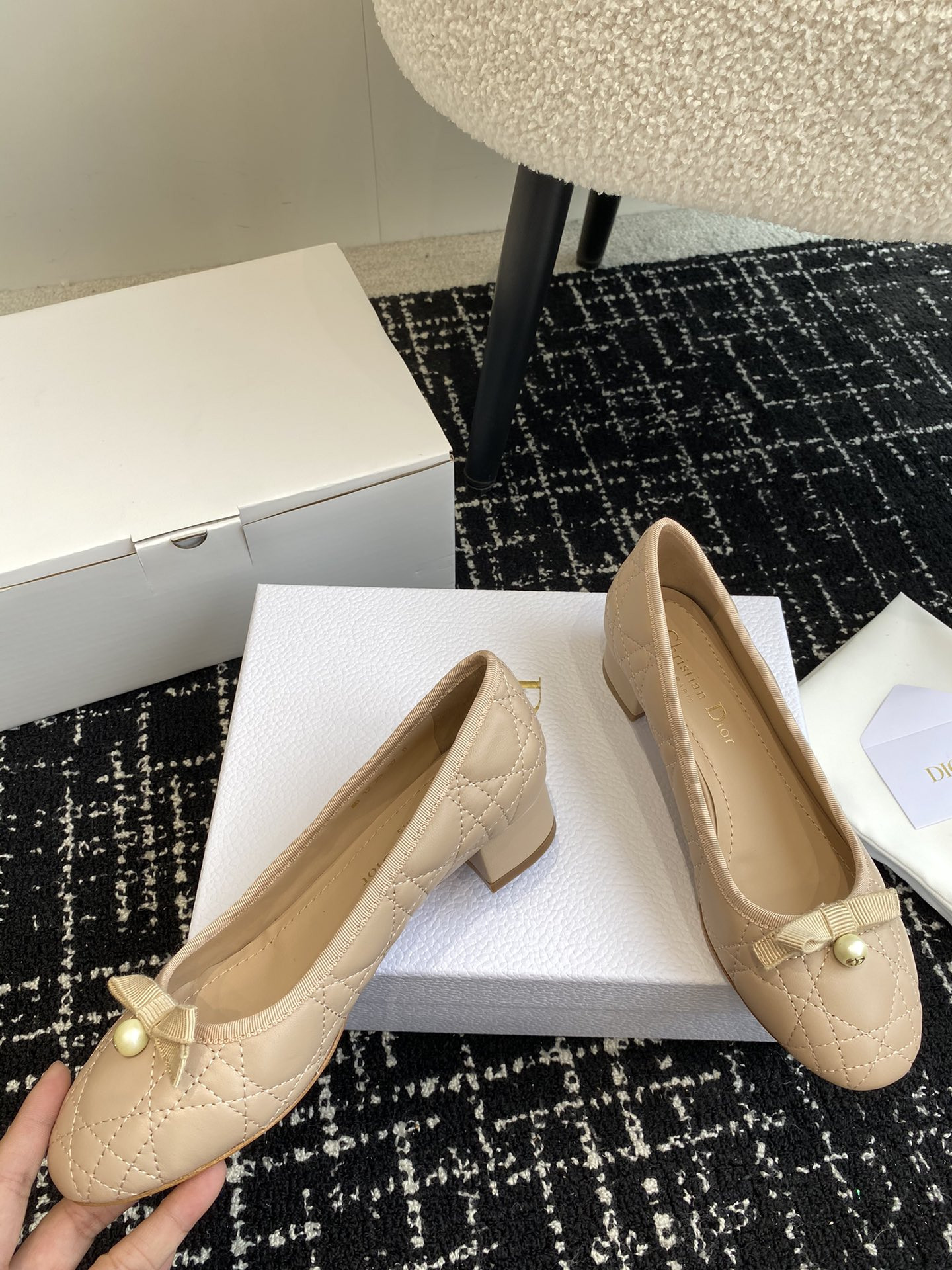 ua D*or ballet pump