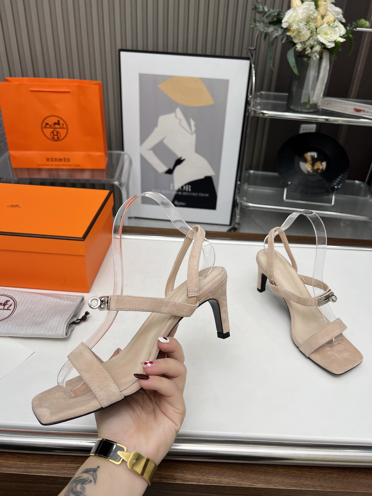 ua H**mes glamour 95 sandal