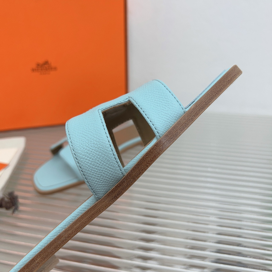ua H**mes oran sandal