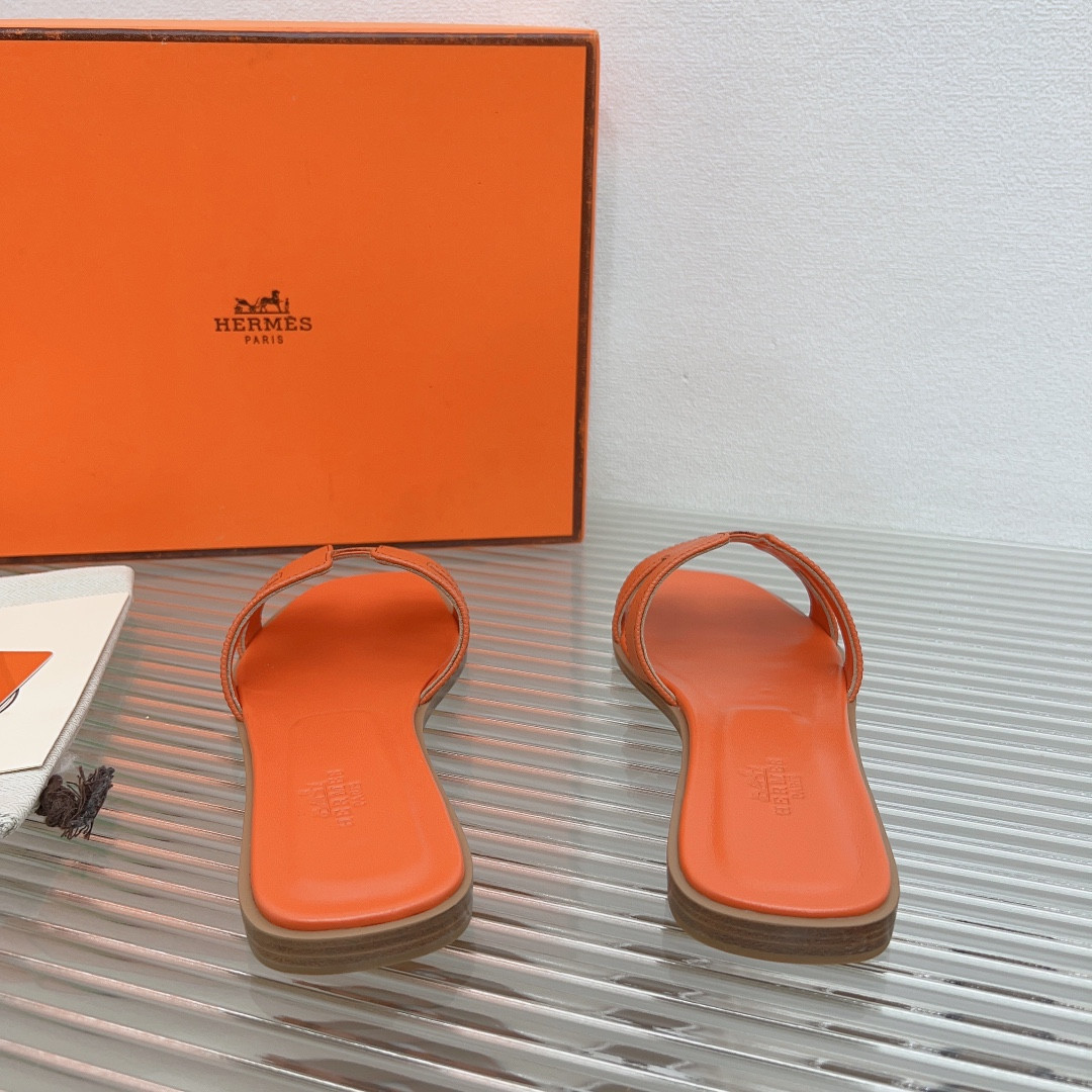 ua H**mes oran sandal
