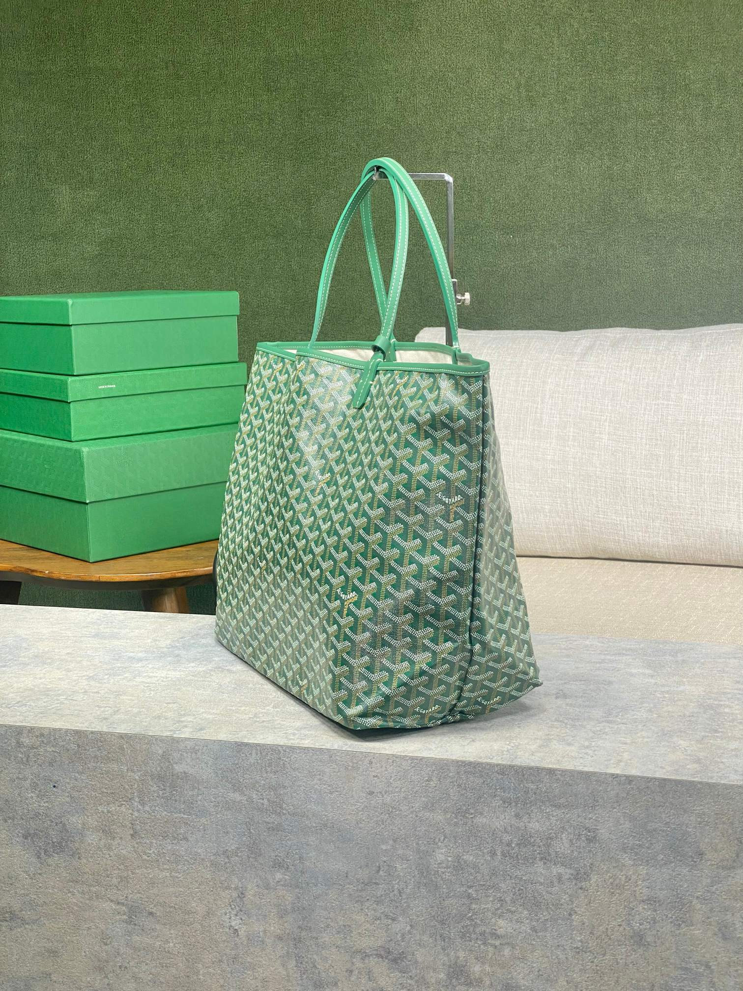 Go*ard saint l0*is gm bag 34 cm x 20 cm x 40 cm