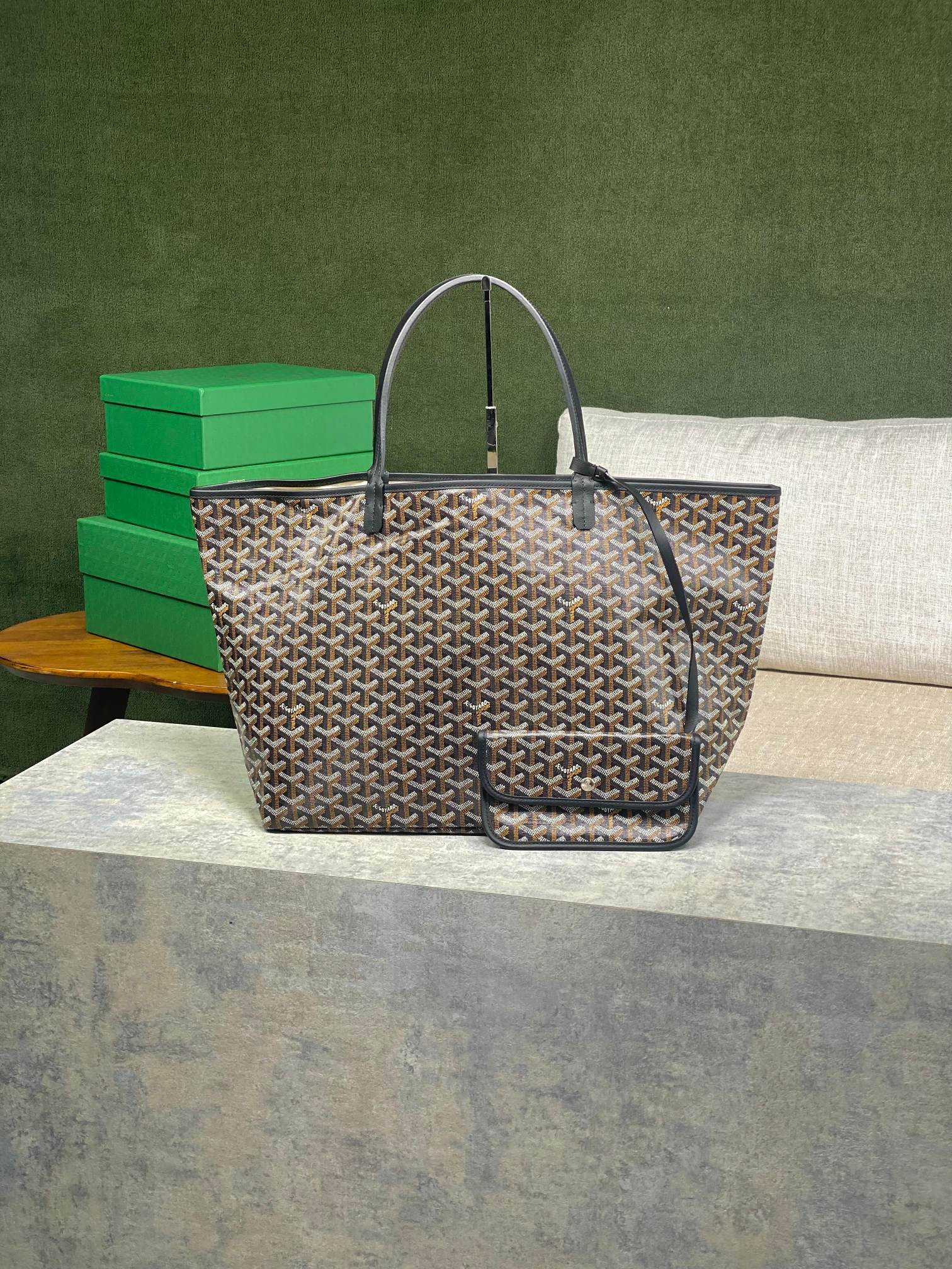 Go*ard saint l0*is gm bag 34 cm x 20 cm x 40 cm