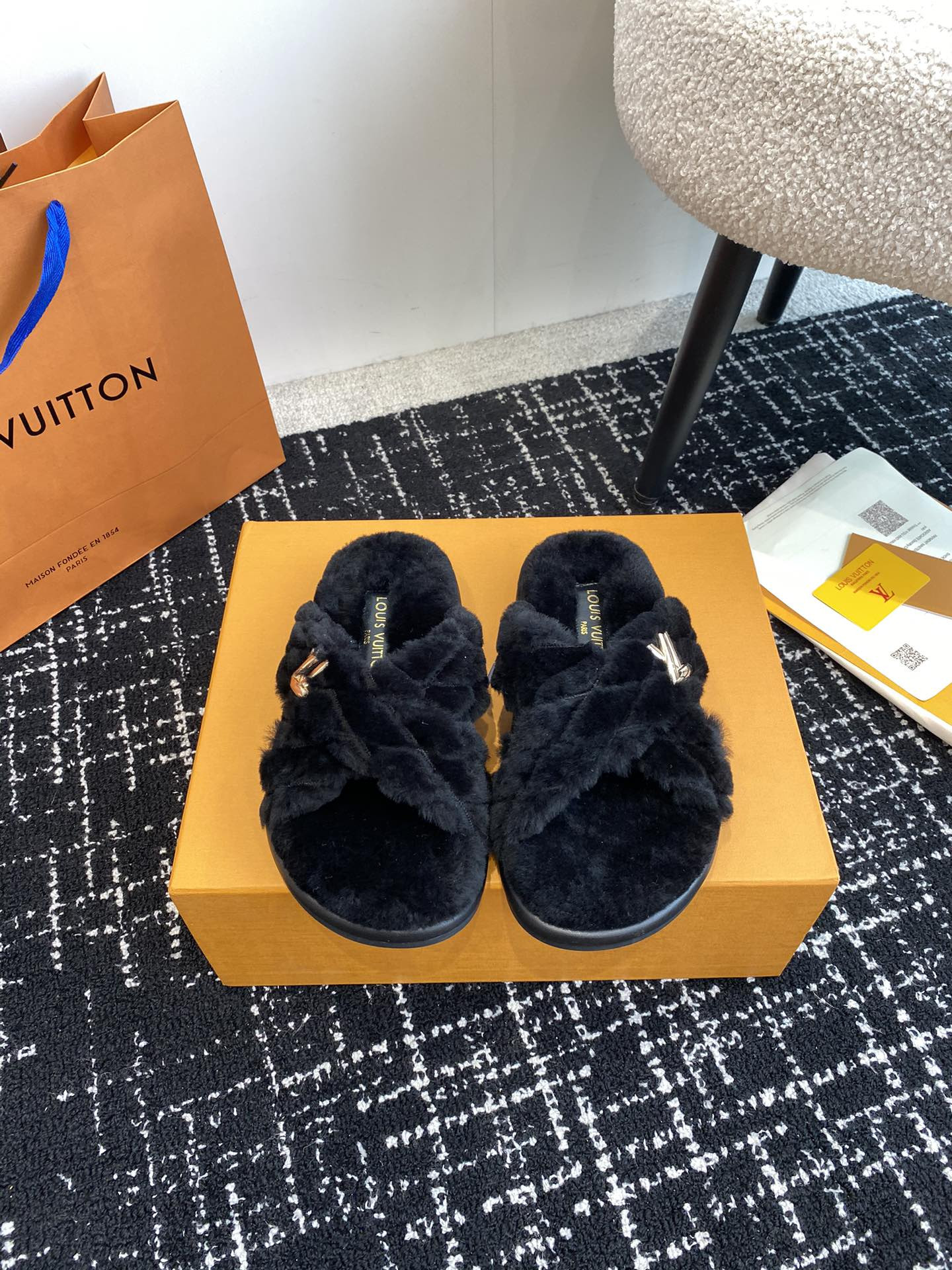 UA LV Bliss Comfort Mule