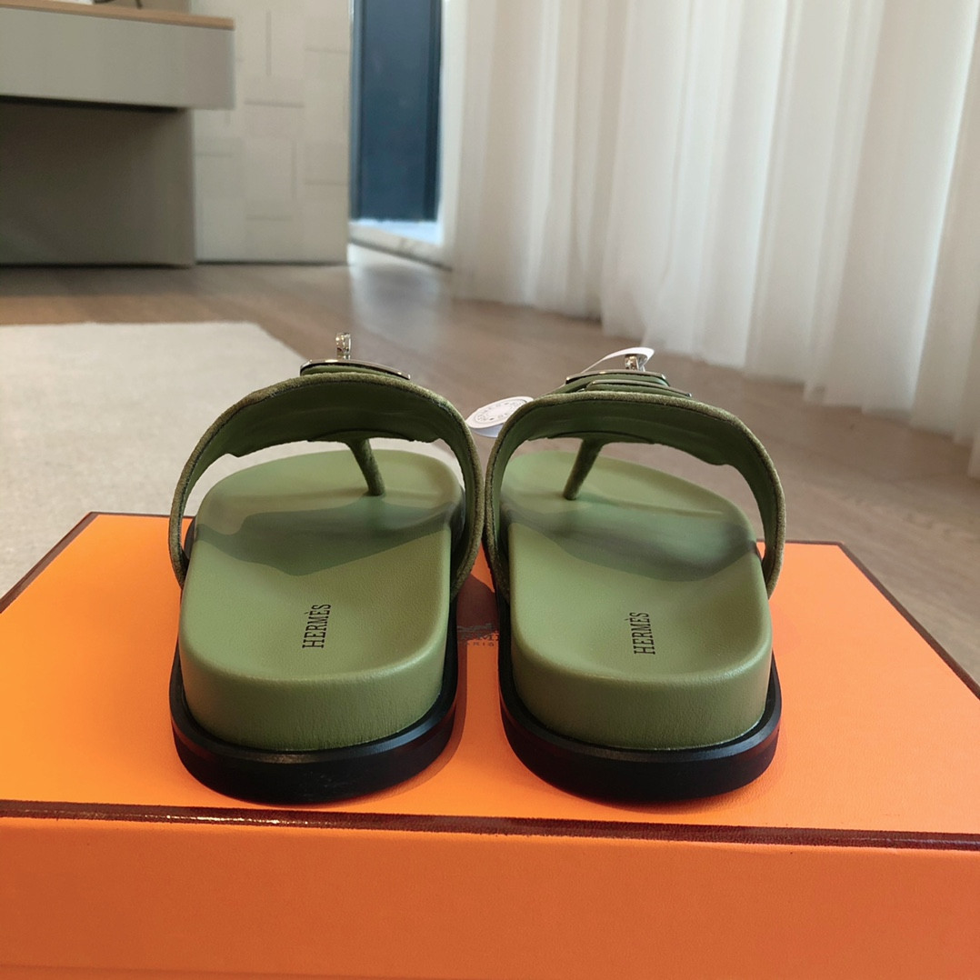 ua H**mes empire sandal