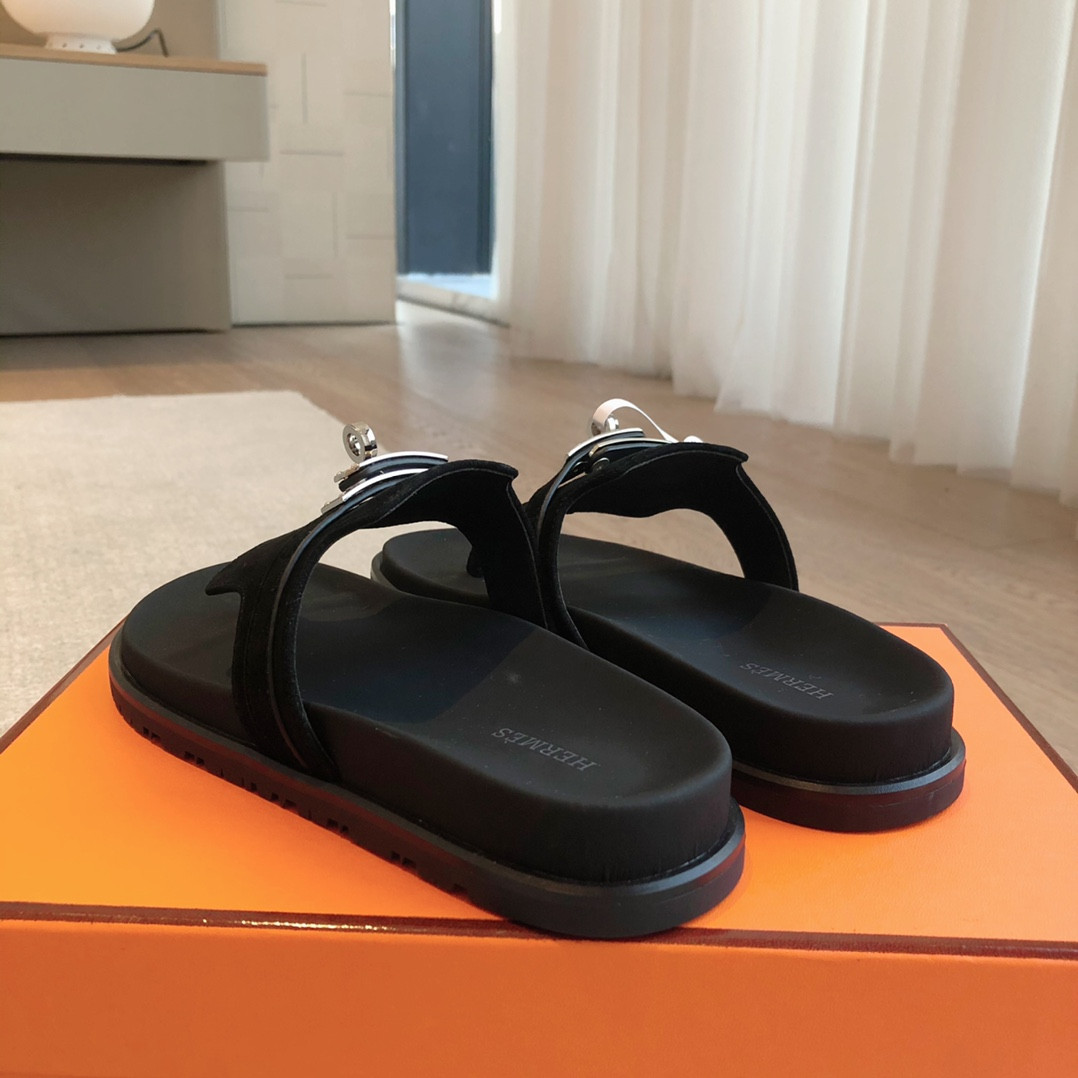 ua H**mes empire sandal
