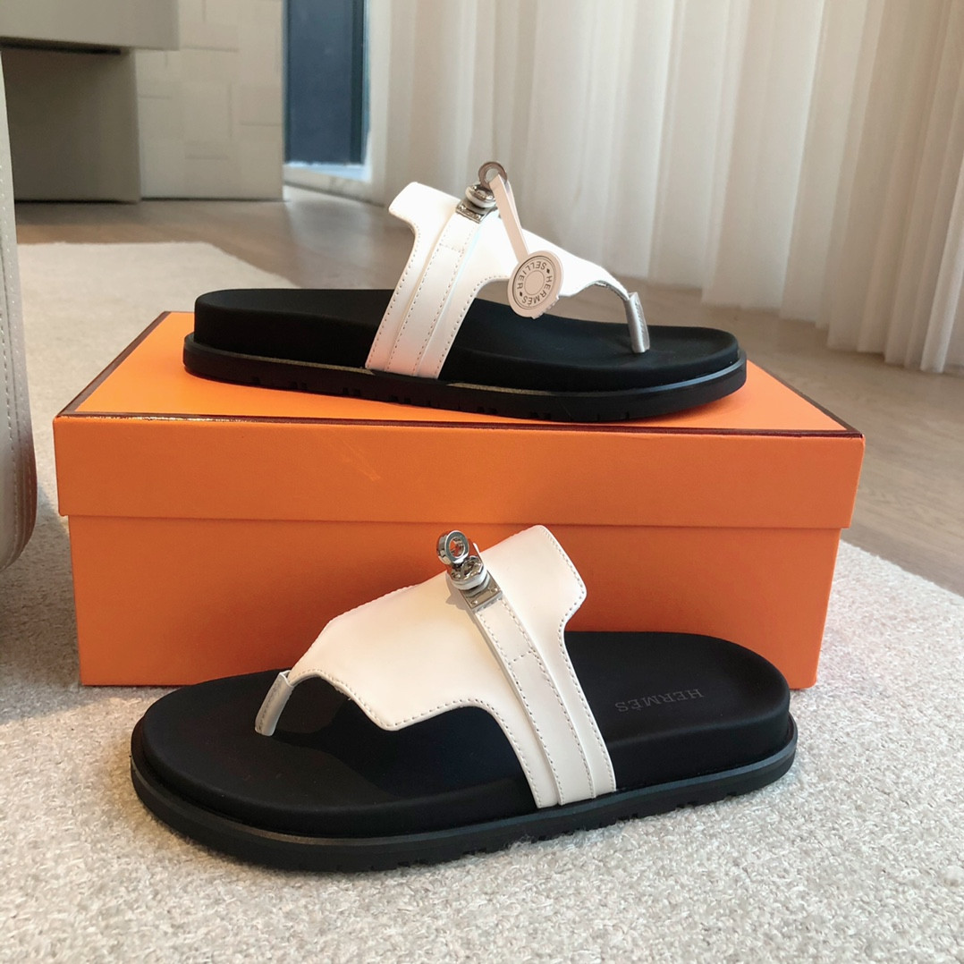 ua H**mes empire sandal