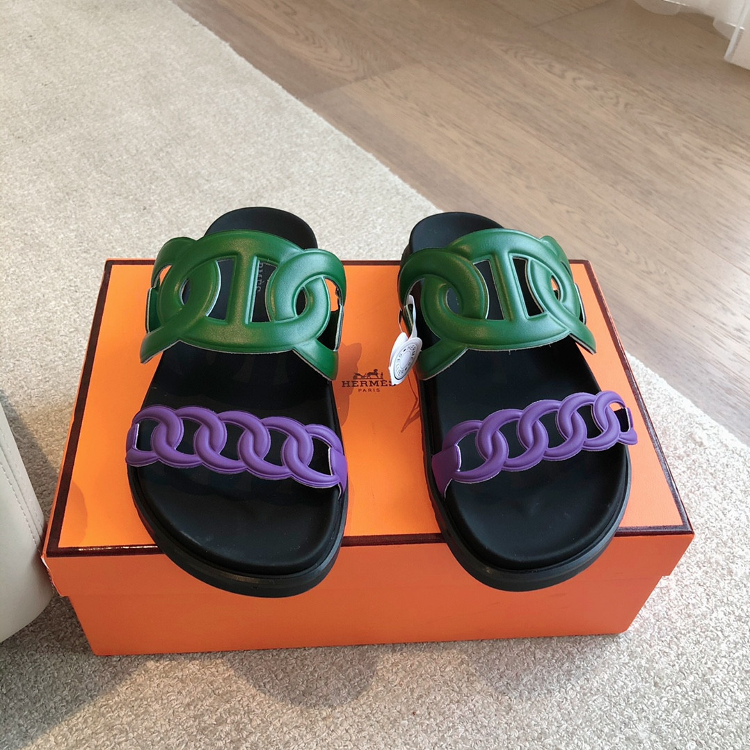 ua H**mes extra sandal
