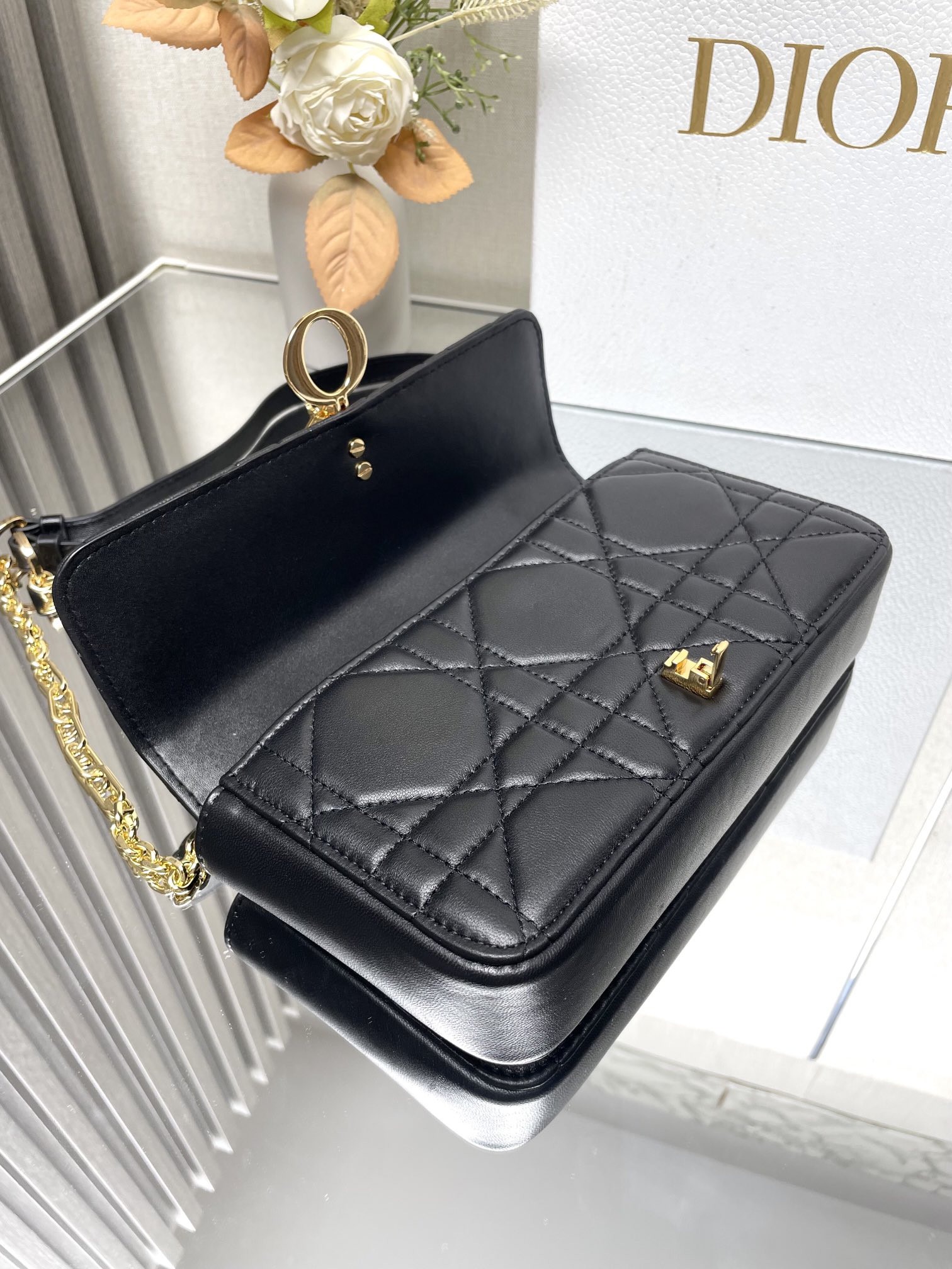 D*or miss daisy mini bag 22 x 12.5 x 4 cm