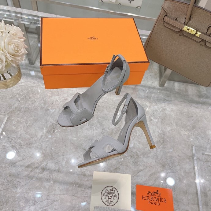 ua H**mes heeled sandal