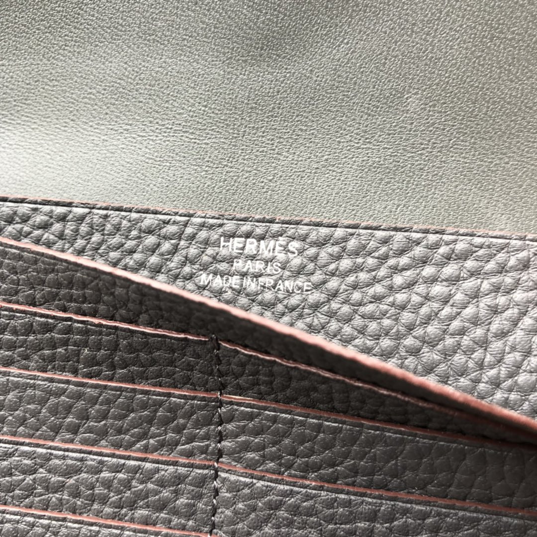 H**mes dogon duo wallet