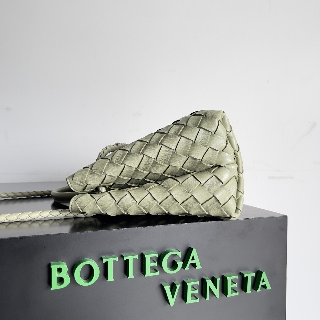 bo*te*ga Ve*ne*ta east-west andiamo 29x10x18cm