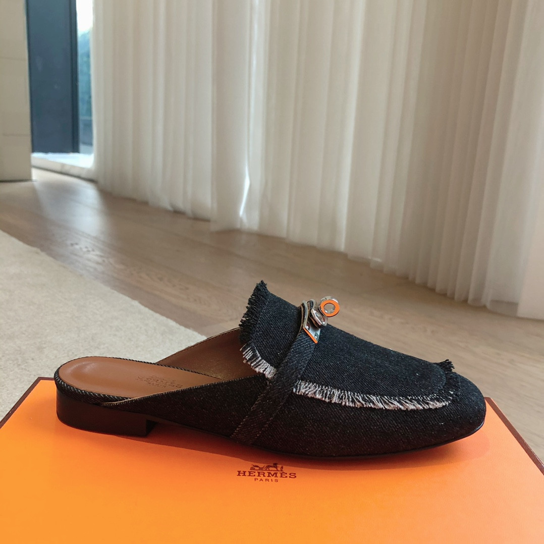 ua H**mes oz mule