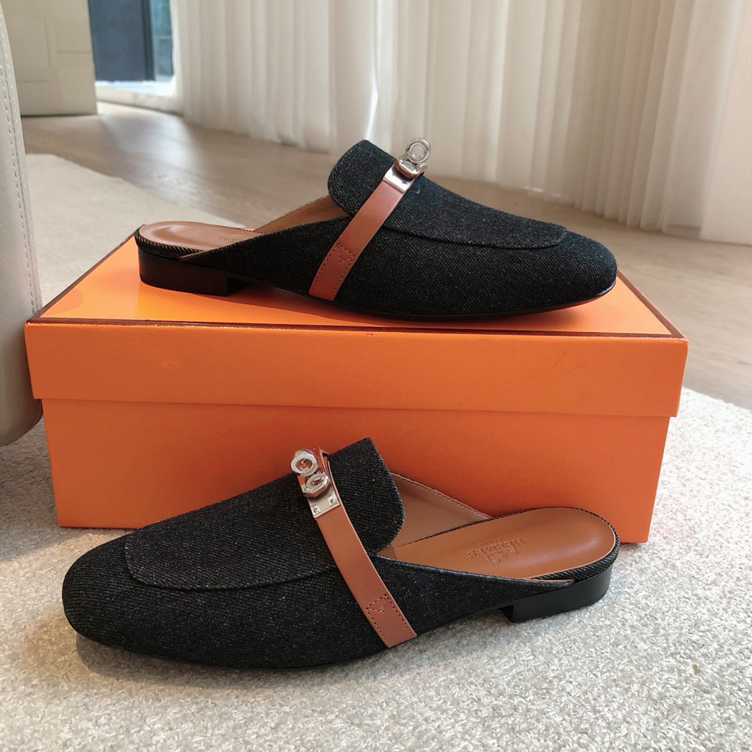 ua H**mes oz mule