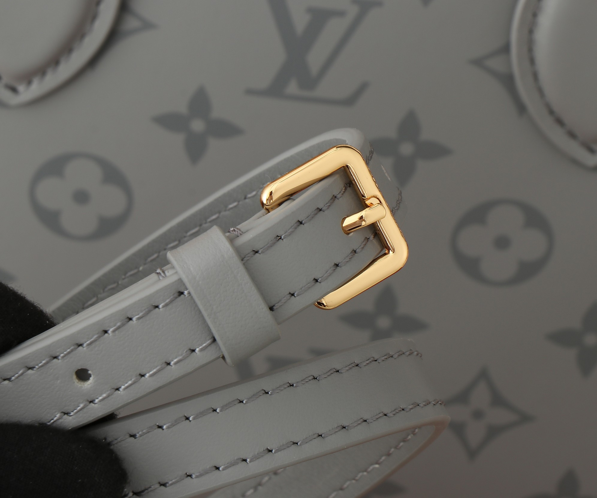 LV Monogram Ink Small OnTheGo M12465 25x19x11.5CM