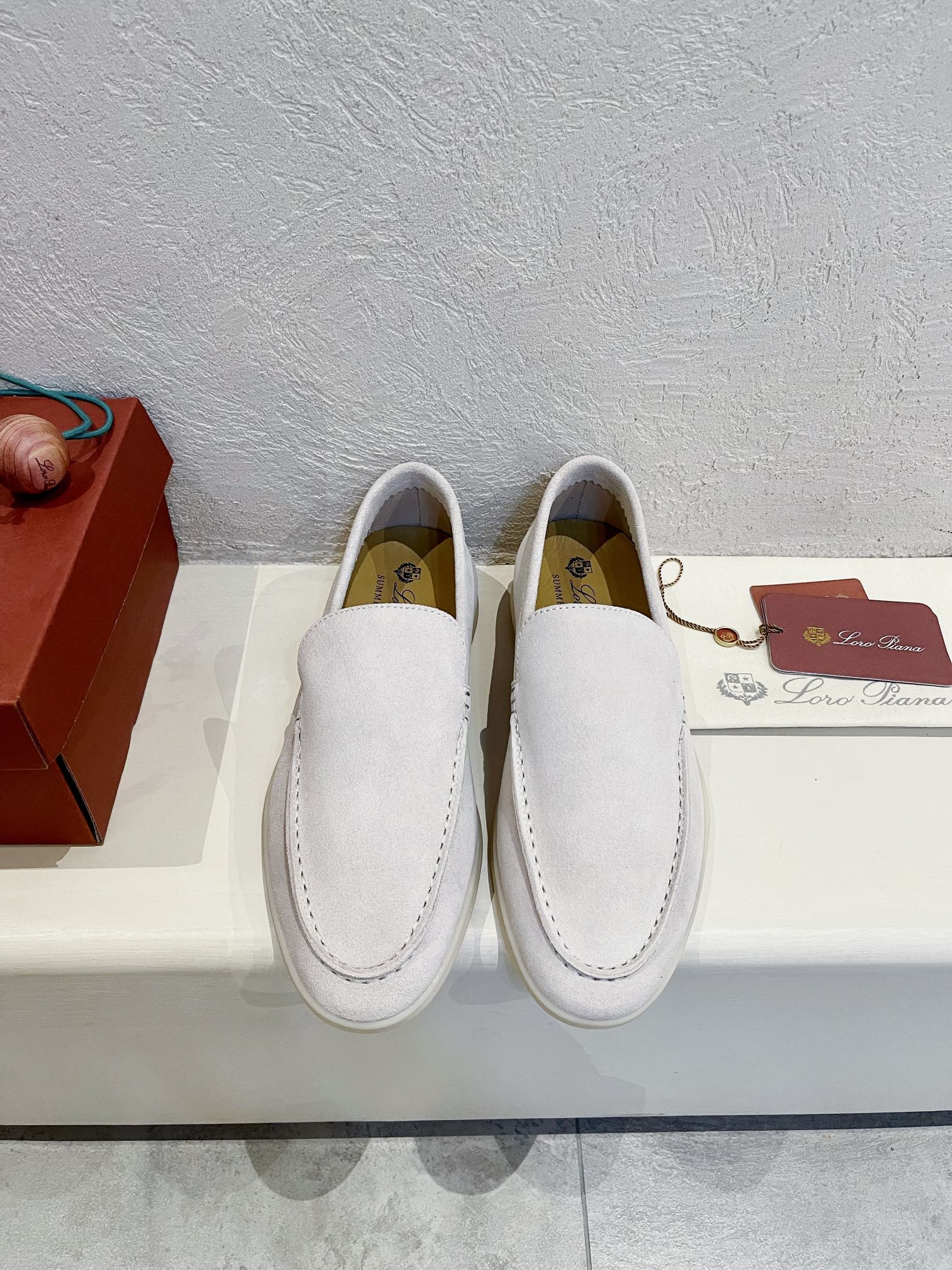 ua L**o p*ana summer walk loafers