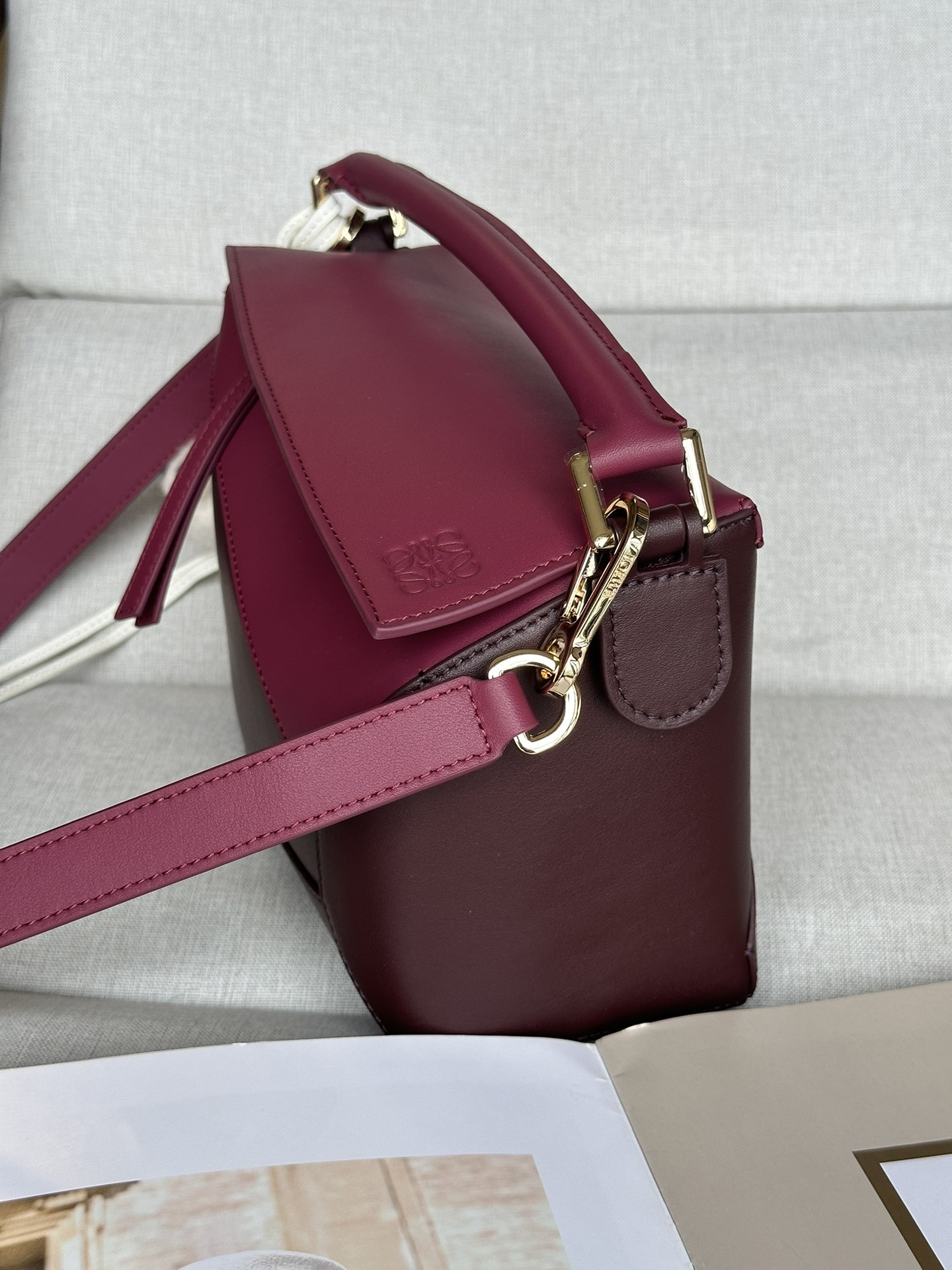 L0ew* small puzzle bag in classic calfskin 24x10.5x16.5cm