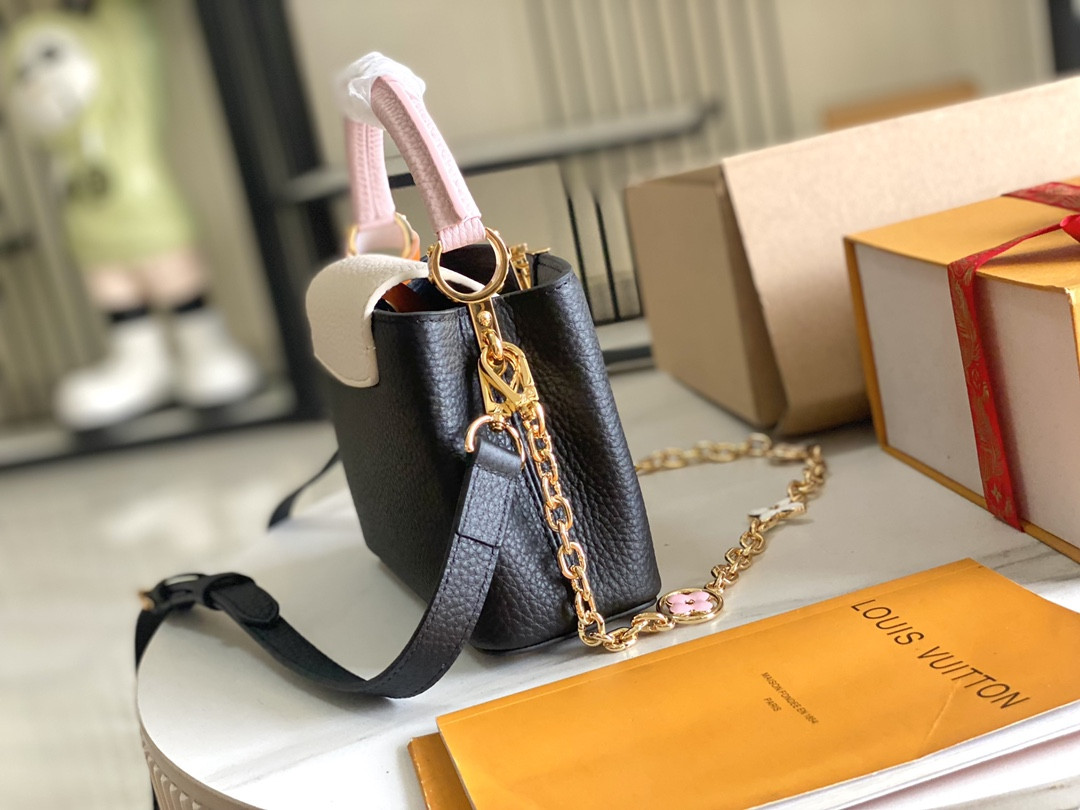 LV Capucines M20845 pink 17x12x9.5cm