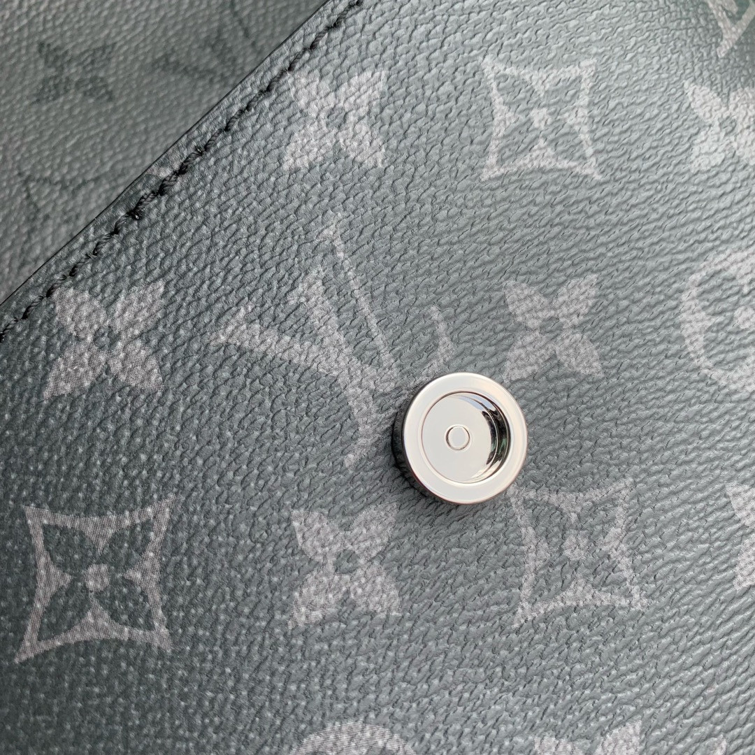 LV Pulse Wearable Wallet M12806  16 x 5 x 22.5 cm