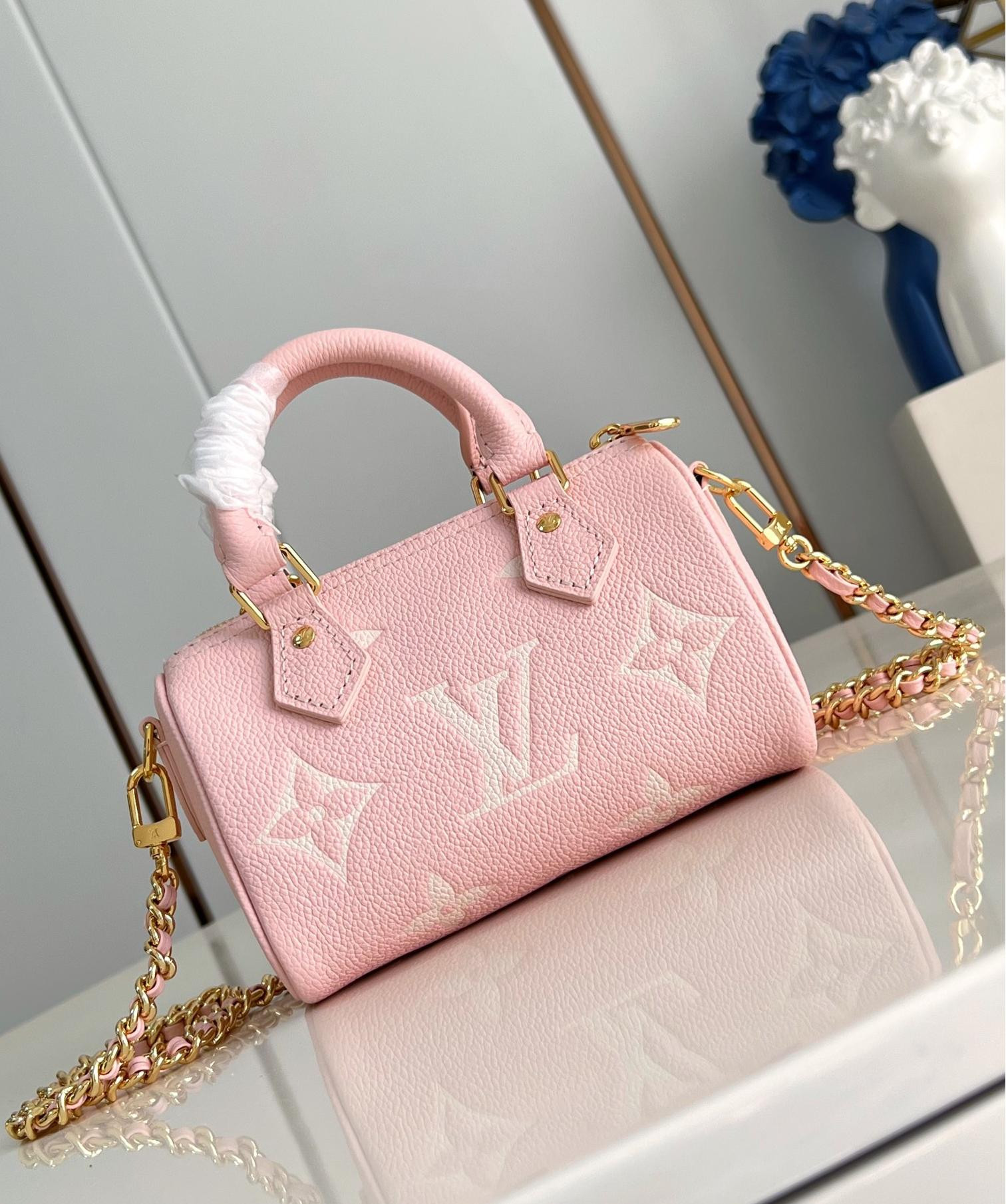 LV Nano Speedy M14226 10x7.5x16cm