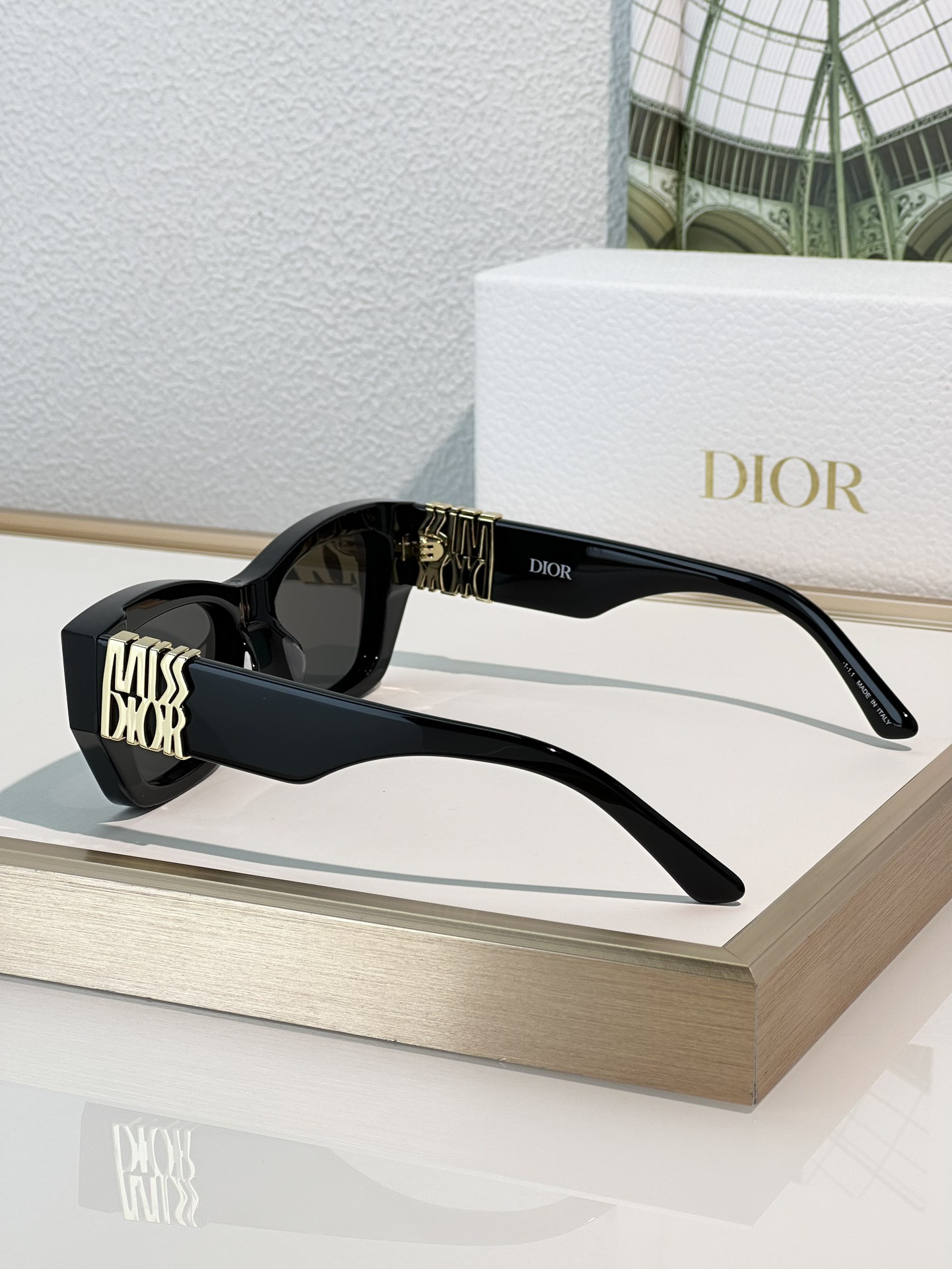 D*or glasses s1f 56-17-140