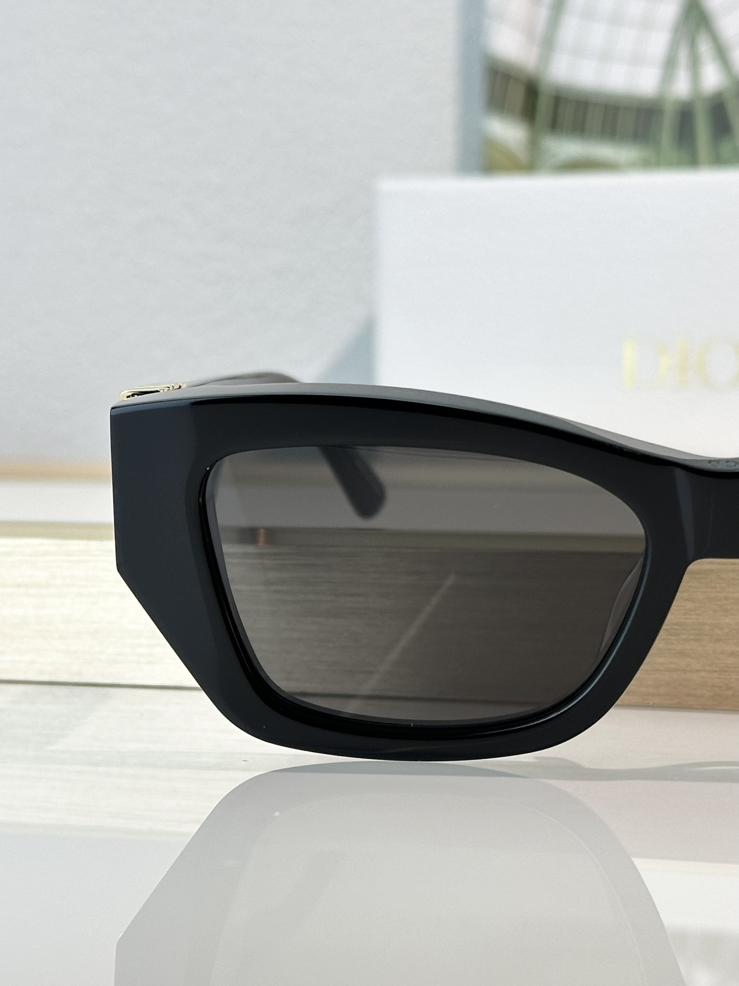 D*or glasses s1f 56-17-140
