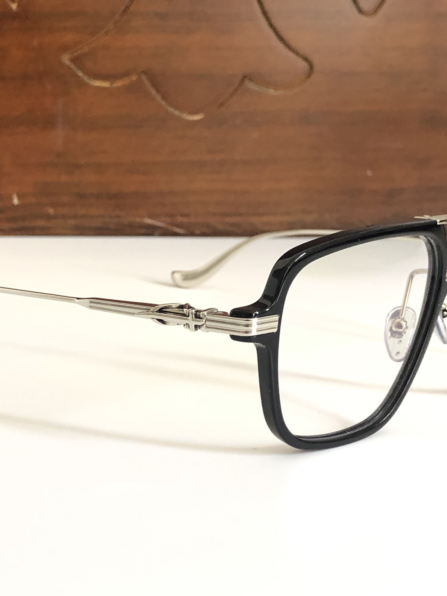 Ch**me He**ts glasses ch8182 57-15-148