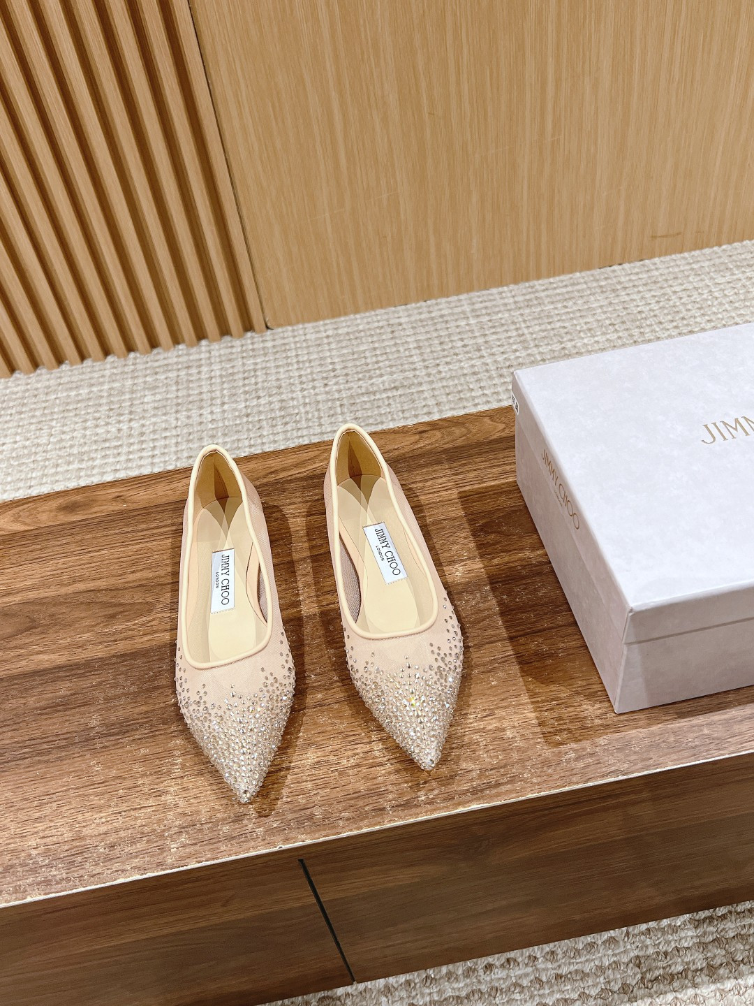 ua Ji*y Ch* flat shoes